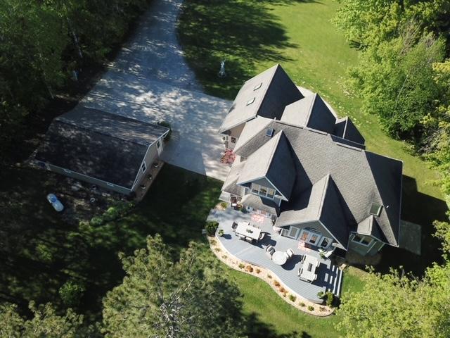 2002 single family home for sale at 204 River Drive NE in Baudette, MN — 3 bed, 4 bath (photo 10 of 51)