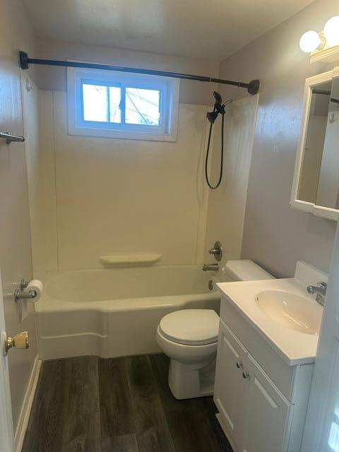 1941 single family home for sale at 213/215 14th Street NW in Bemidji, MN — 4 bed, 2 bath (photo 12 of 21)