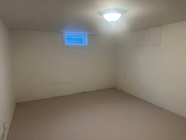 1941 single family home for sale at 213/215 14th Street NW in Bemidji, MN — 4 bed, 2 bath (photo 16 of 21)
