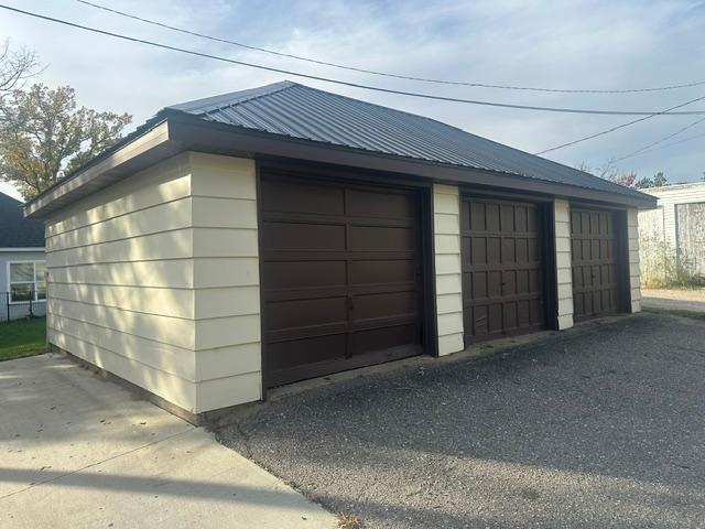 1941 single family home for sale at 213/215 14th Street NW in Bemidji, MN — 4 bed, 2 bath (photo 21 of 21)