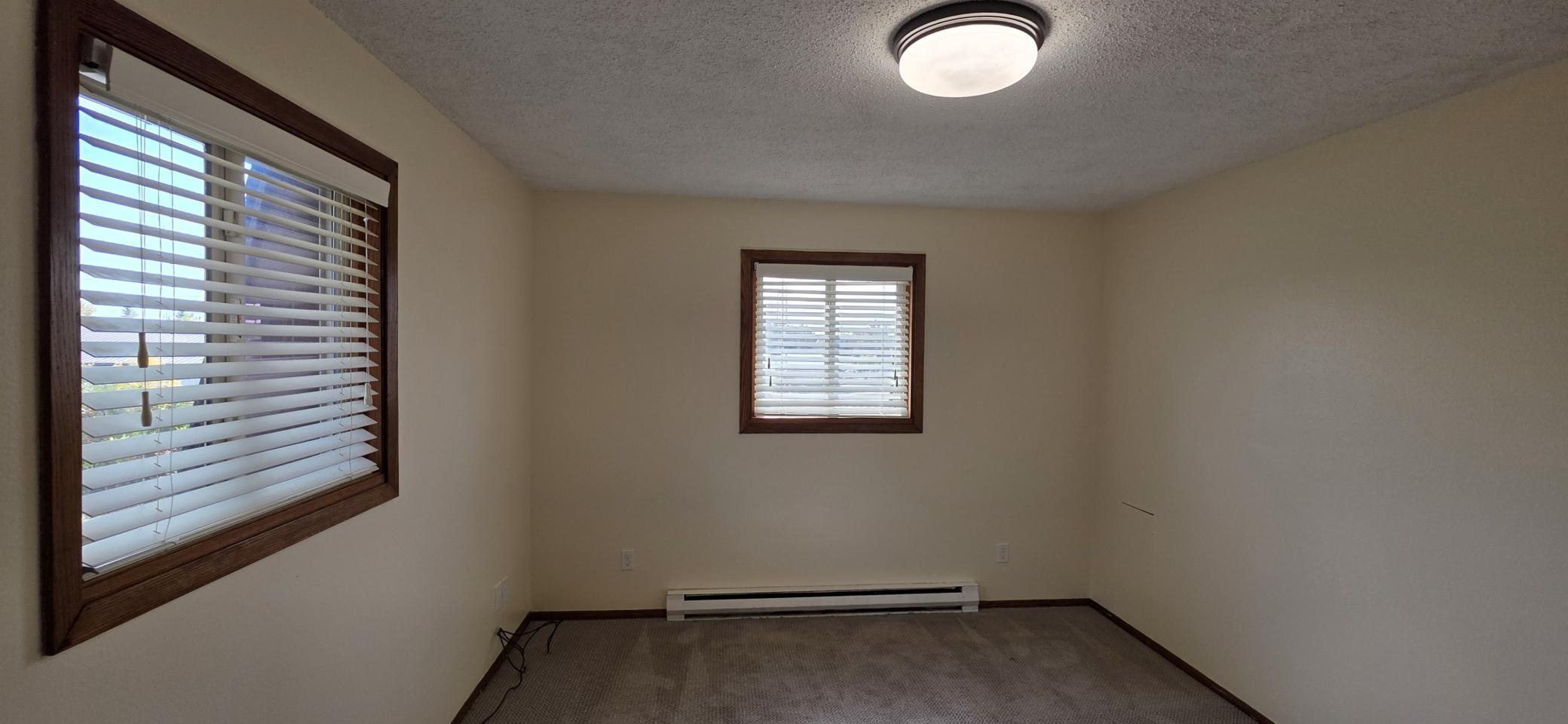 1978 condo for sale at 1140 6th Street SE, Unit 10 in Valley City, ND — 2 bed, 1 bath (photo 17 of 24)