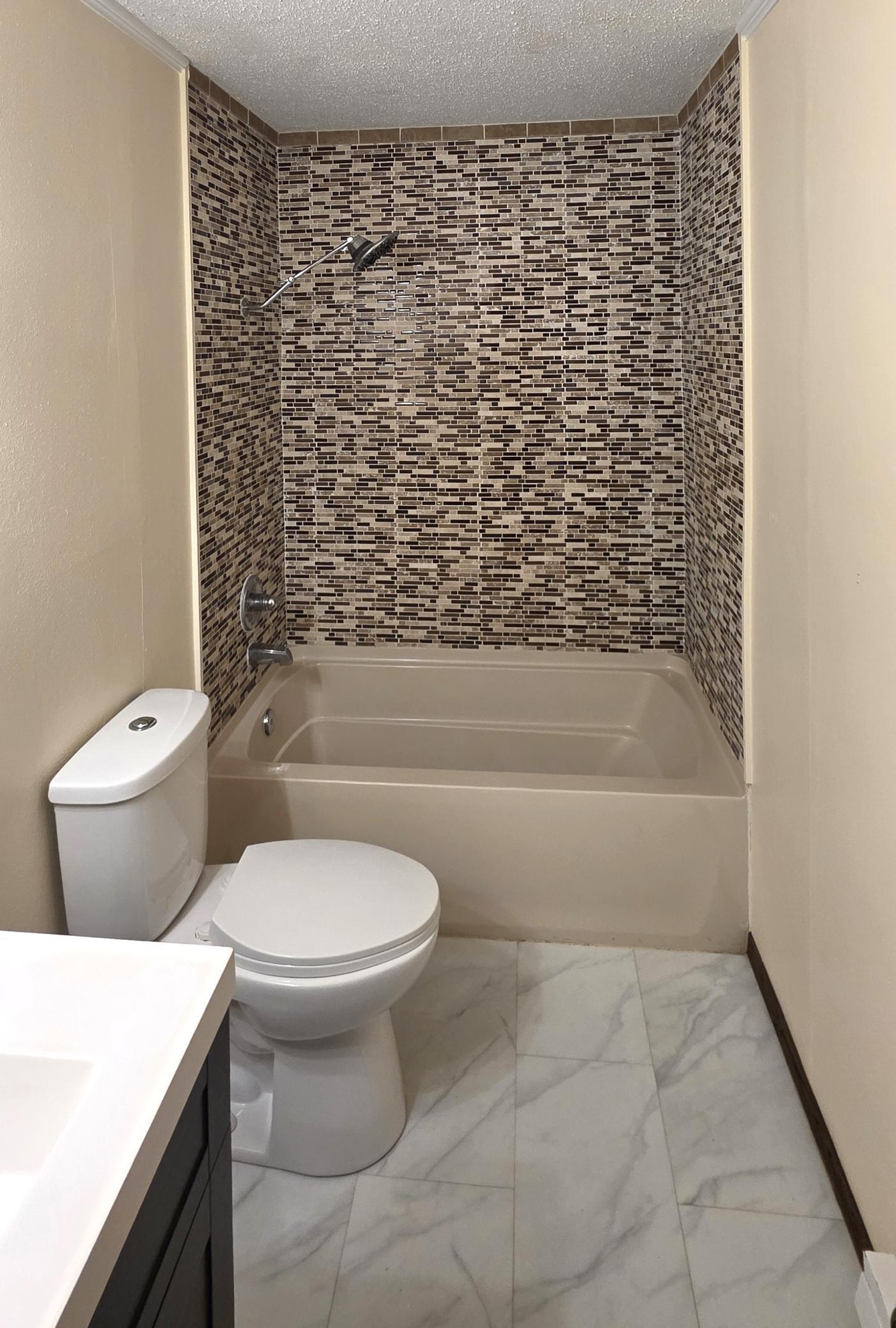 1978 condo for sale at 1140 6th Street SE, Unit 10 in Valley City, ND — 2 bed, 1 bath (photo 20 of 24)