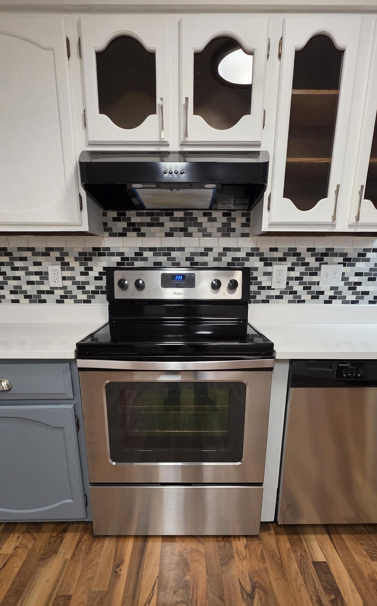 1978 condo for sale at 1140 6th Street SE, Unit 10 in Valley City, ND — 2 bed, 1 bath (photo 6 of 24)
