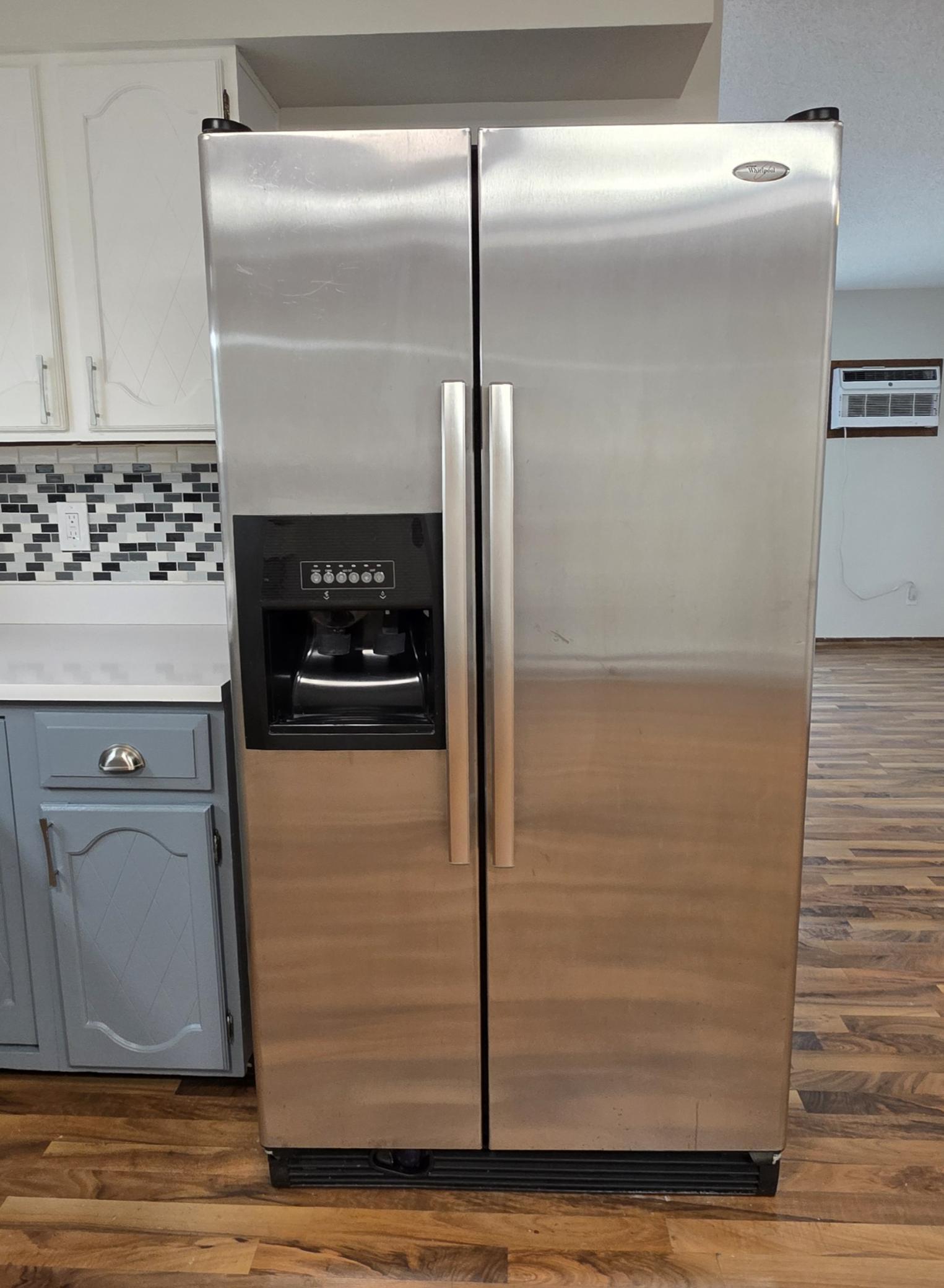 1978 condo for sale at 1140 6th Street SE, Unit 10 in Valley City, ND — 2 bed, 1 bath (photo 7 of 24)