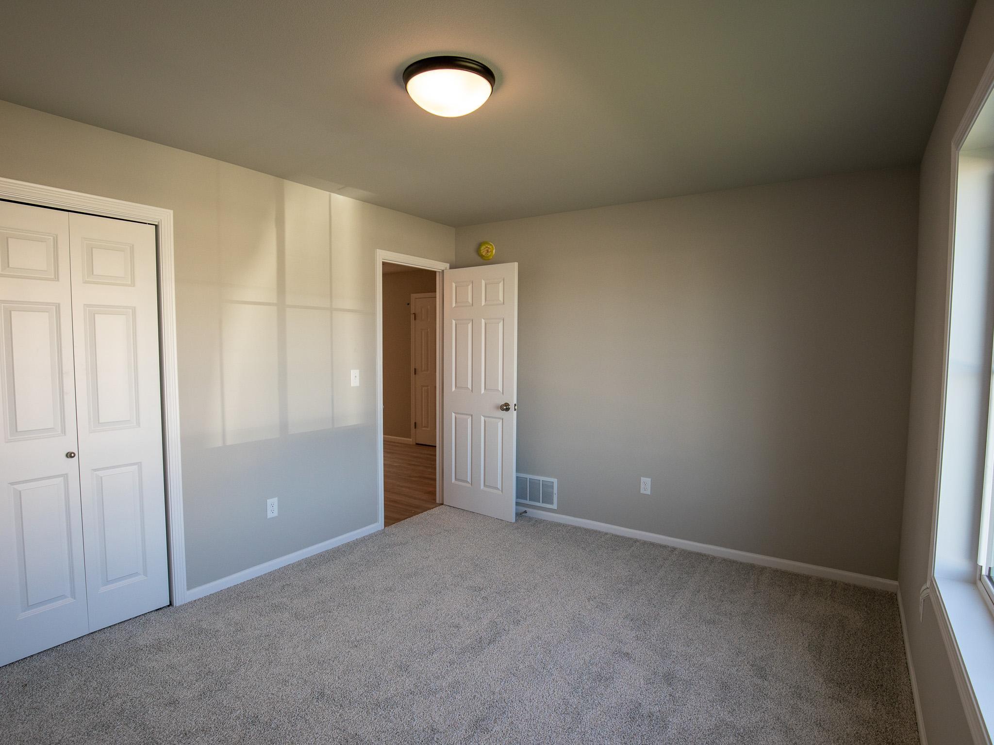 2026 single family home for sale at 6721 14 Street S in Fargo, ND — 4 bed, 3 bath (photo 12 of 23)