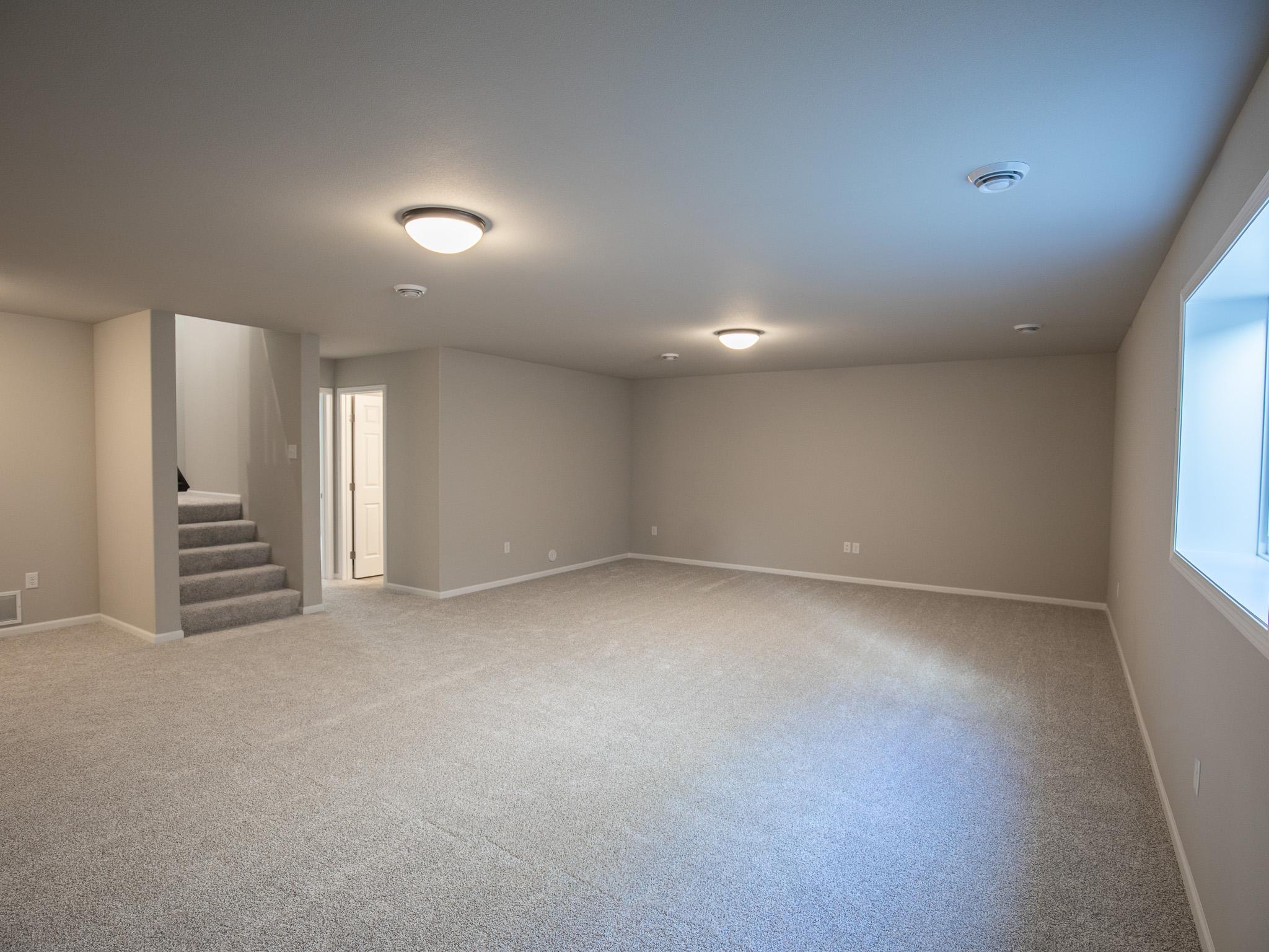2026 single family home for sale at 6721 14 Street S in Fargo, ND — 4 bed, 3 bath (photo 16 of 23)