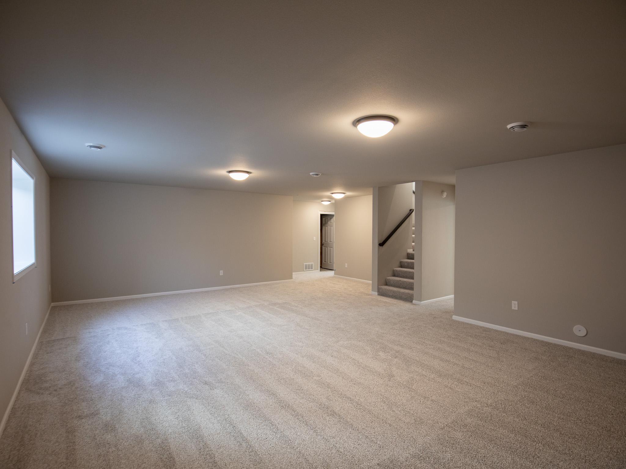 2026 single family home for sale at 6721 14 Street S in Fargo, ND — 4 bed, 3 bath (photo 19 of 23)