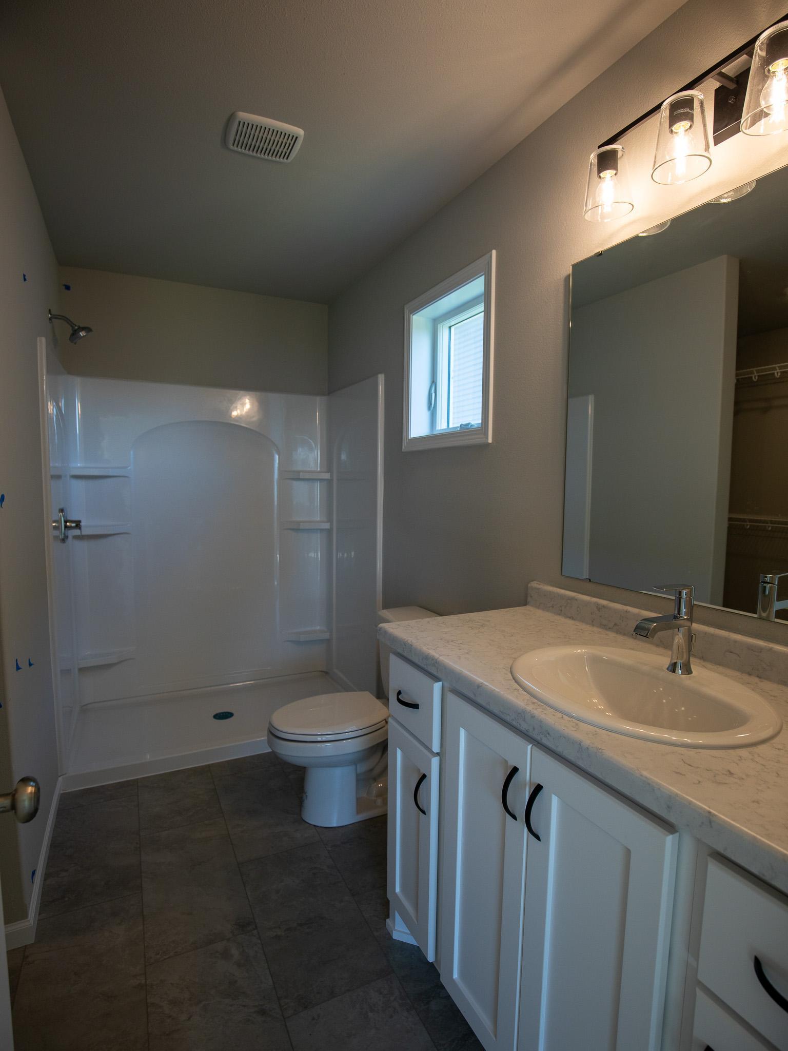 2026 single family home for sale at 6721 14 Street S in Fargo, ND — 4 bed, 3 bath (photo 8 of 23)