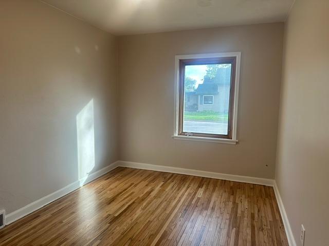 1937 duplex for sale at 219/221 14th Street NW in Bemidji, MN — 4 bed, 2 bath (photo 7 of 14)