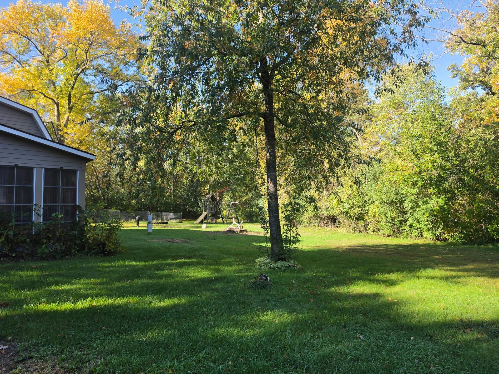1999 single family home for sale at 32608 Birchwood Shore Drive in Underwood, MN — 3 bed, 2 bath (photo 2 of 11)