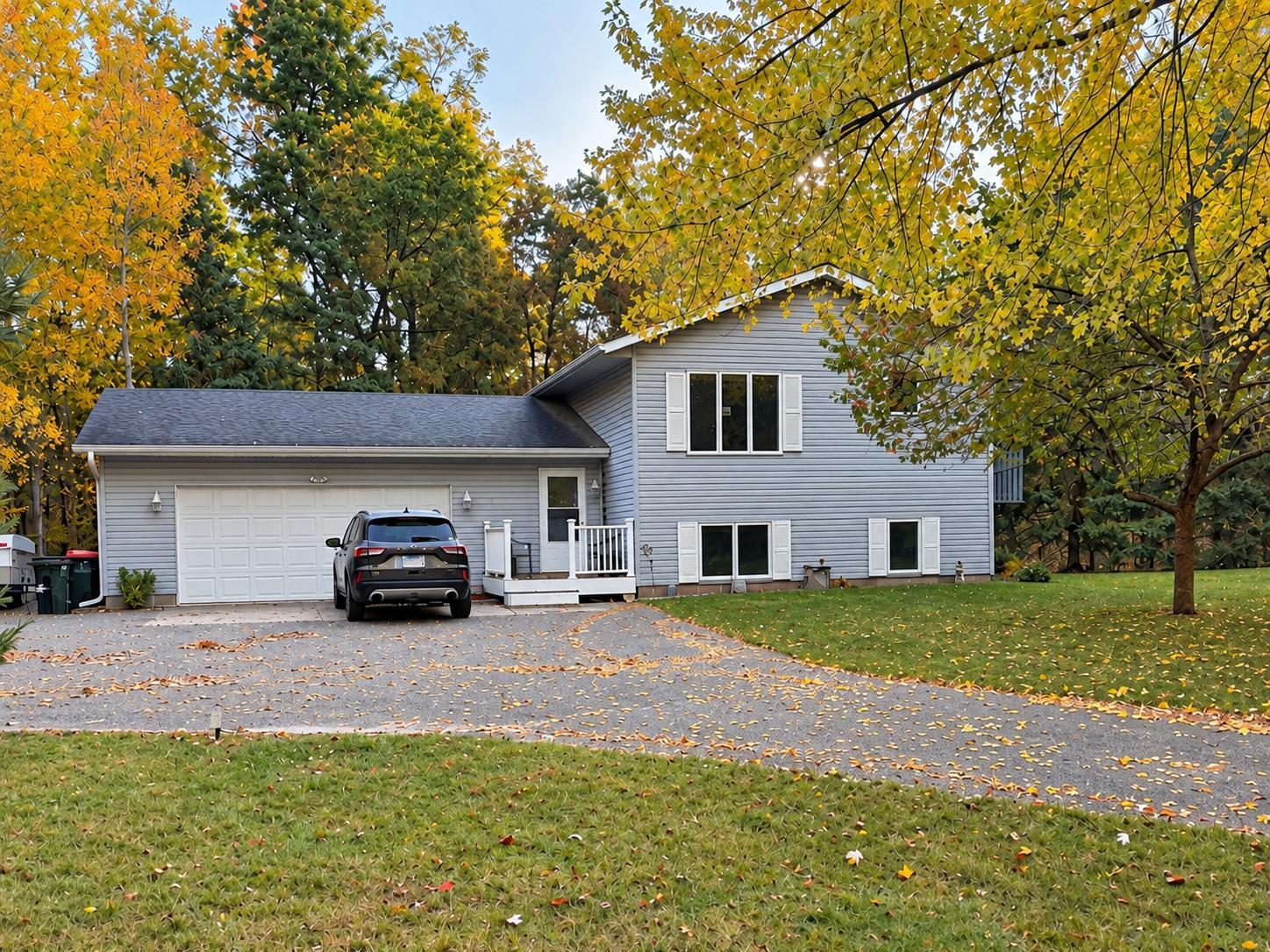 1995 single family home for sale at 13158 Meredith Drive in Baxter, MN — 3 bed, 2 bath (photo 2 of 4)