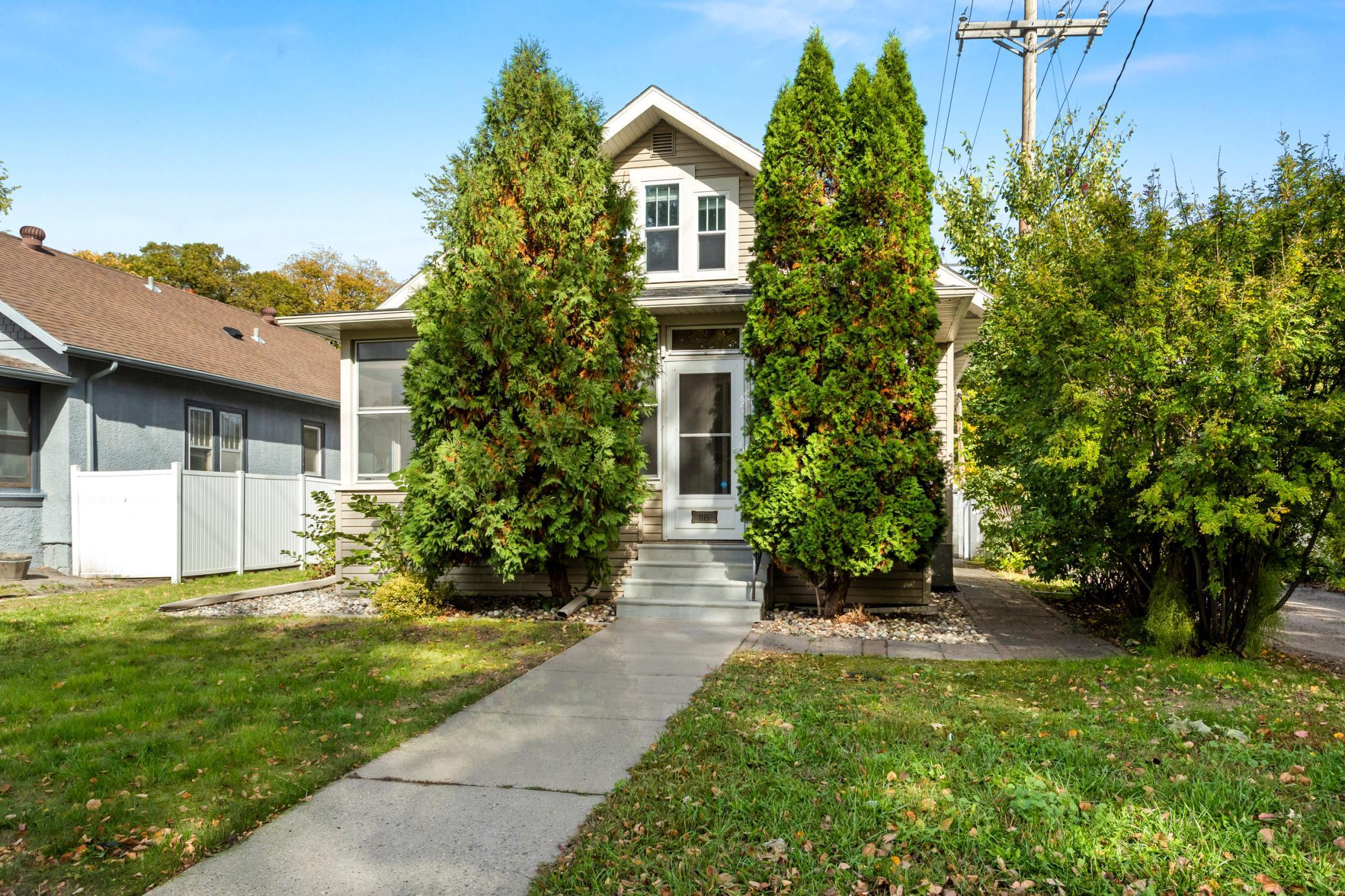 1921 single family home for sale at 1115 11th Avenue N in Fargo, ND — 4 bed, 3 bath