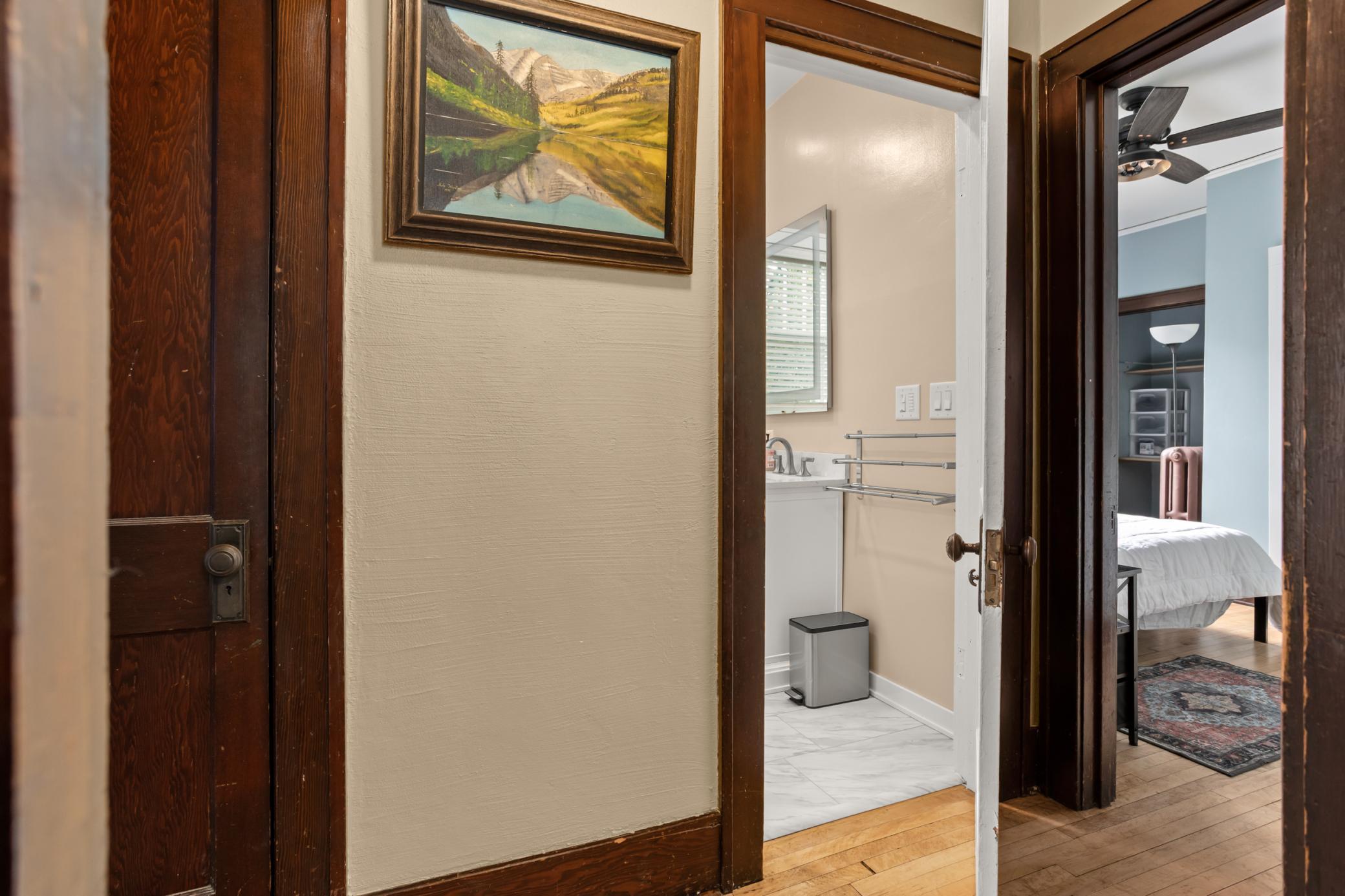1921 single family home for sale at 1115 11th Avenue N in Fargo, ND — 4 bed, 3 bath (photo 12 of 47)