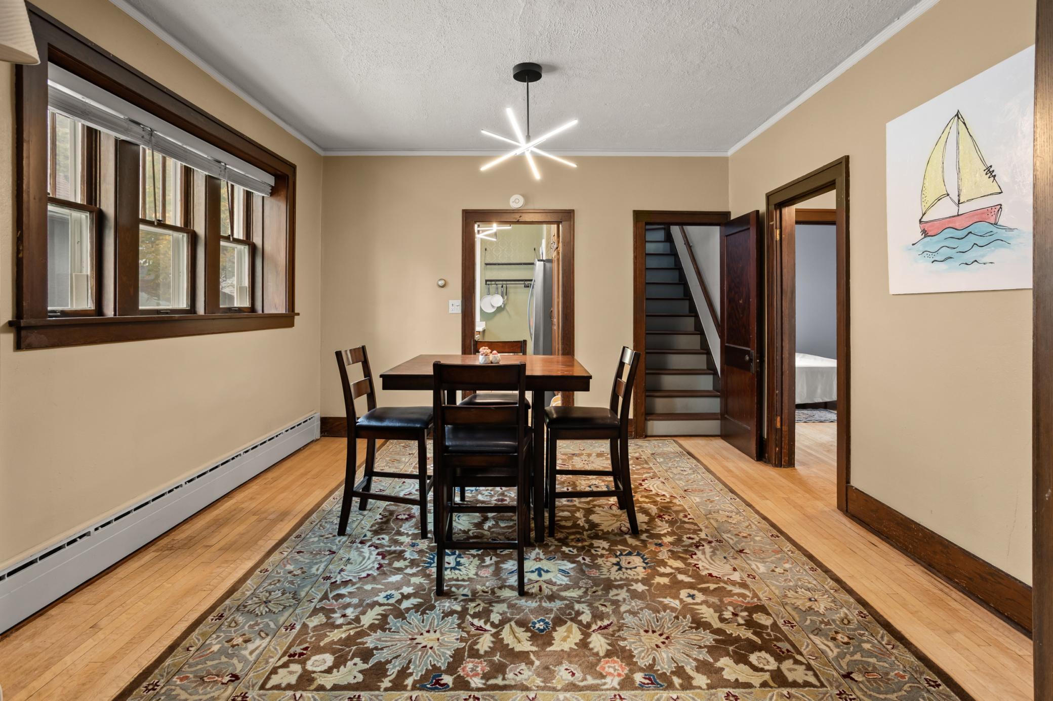 1921 single family home for sale at 1115 11th Avenue N in Fargo, ND — 4 bed, 3 bath (photo 4 of 47)