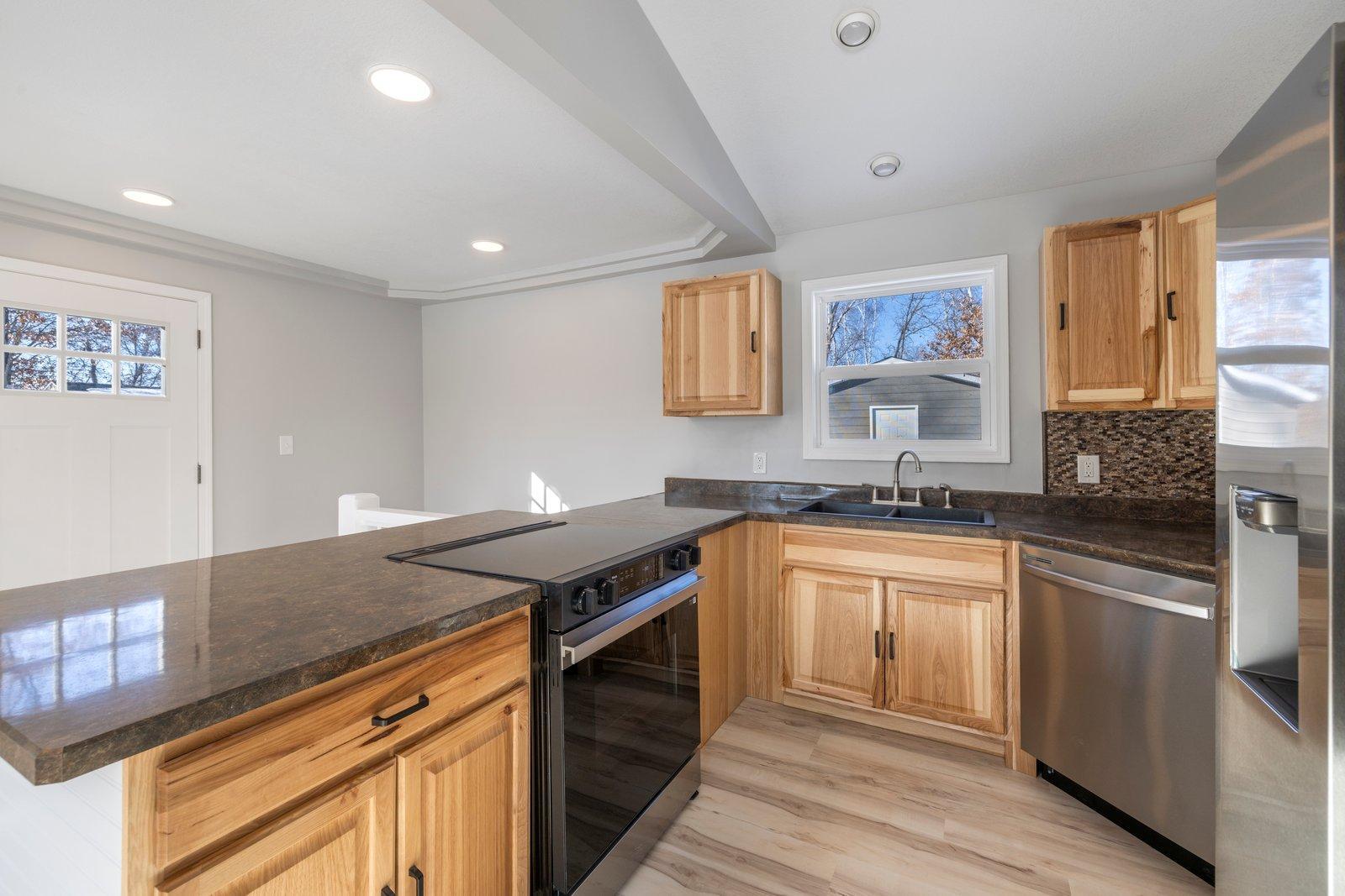 2000 single family home for sale at 10656 Ottawa Trail in Breezy Point, MN — 4 bed, 2 bath (photo 10 of 41)