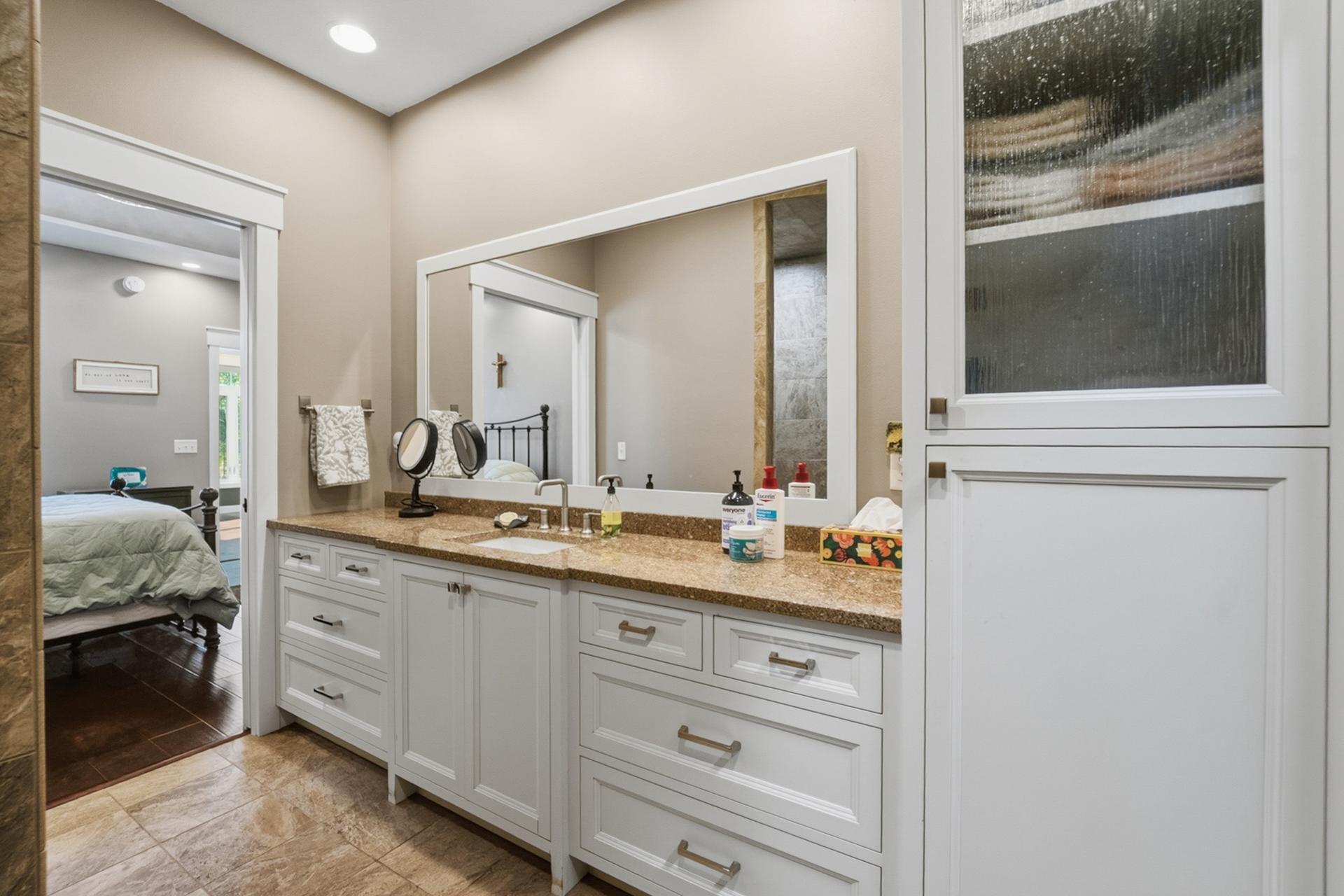2005 twin home for sale at 12802 Vintage Circle in Staples, MN — 2 bed, 2 bath (photo 32 of 45)
