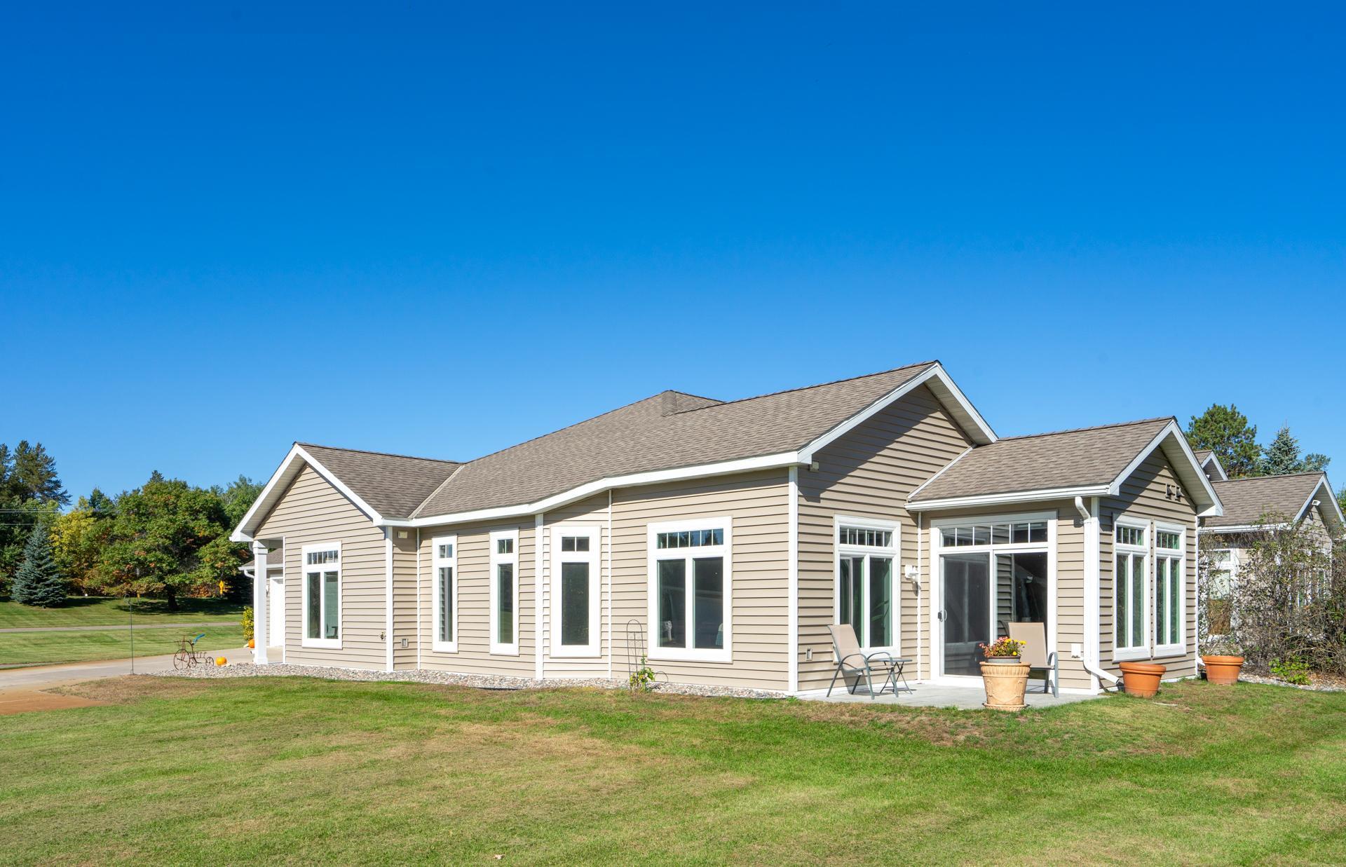 2005 twin home for sale at 12802 Vintage Circle in Staples, MN — 2 bed, 2 bath (photo 7 of 45)