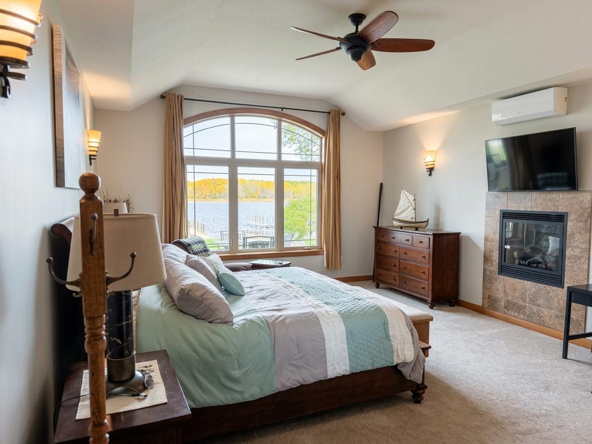 2011 single family home for sale at 1984 Maple Drive NW in Baudette, MN — 4 bed, 4 bath (photo 28 of 61)