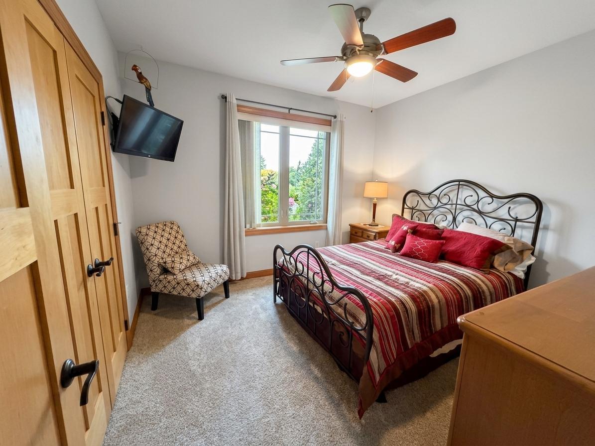2011 single family home for sale at 1984 Maple Drive NW in Baudette, MN — 4 bed, 4 bath (photo 40 of 61)