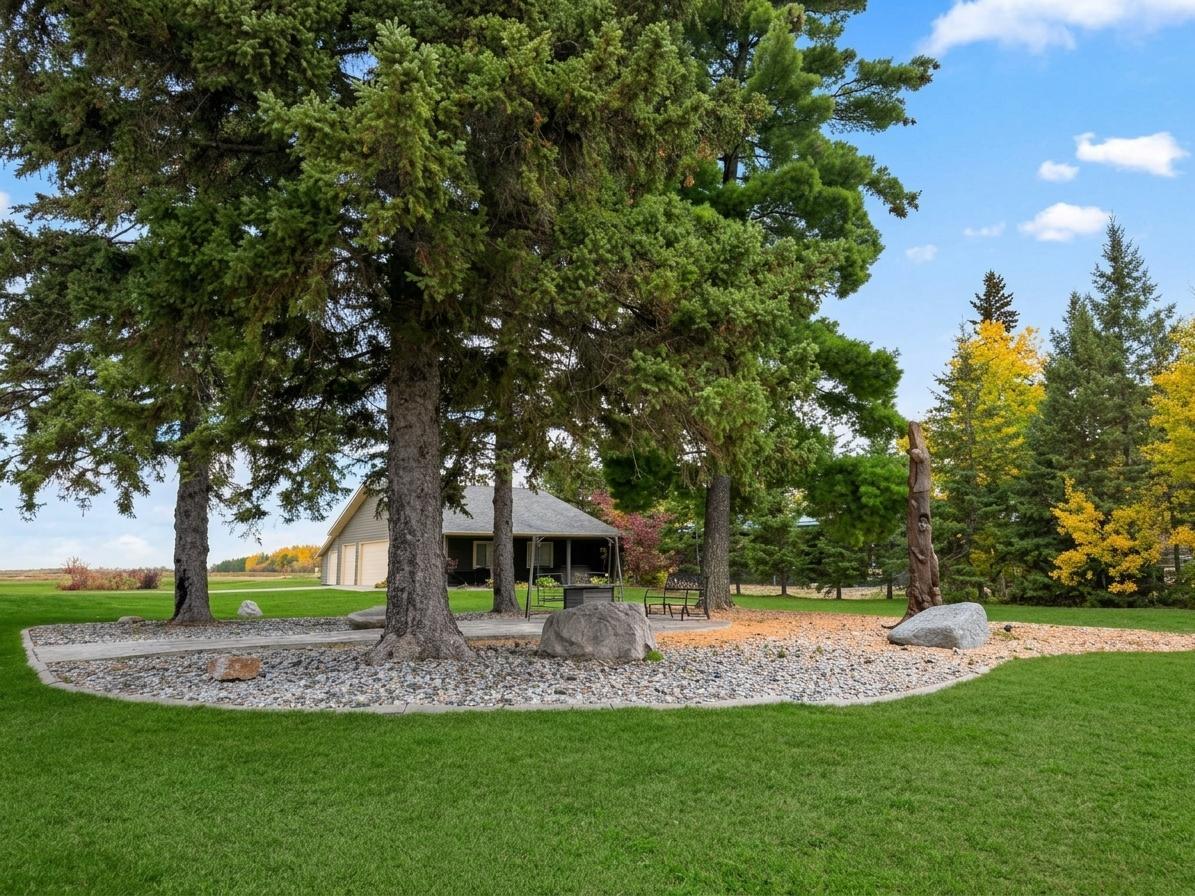 2011 single family home for sale at 1984 Maple Drive NW in Baudette, MN — 4 bed, 4 bath (photo 52 of 61)