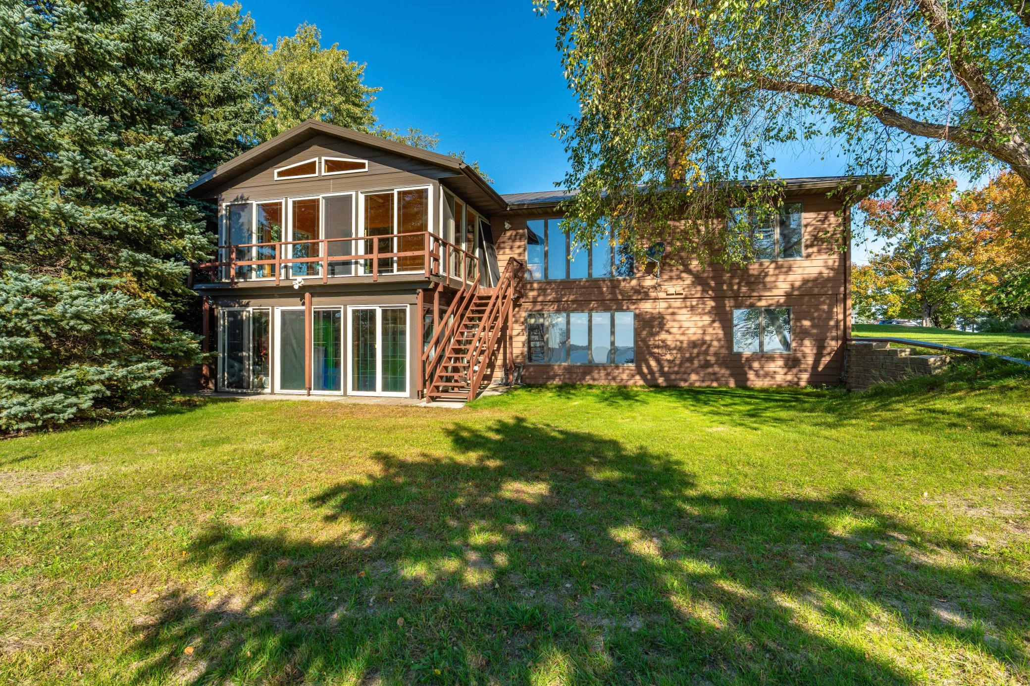 1988 single family home for sale at 38192 N Shore Drive in Battle Lake, MN — 4 bed, 3 bath (photo 2 of 70)