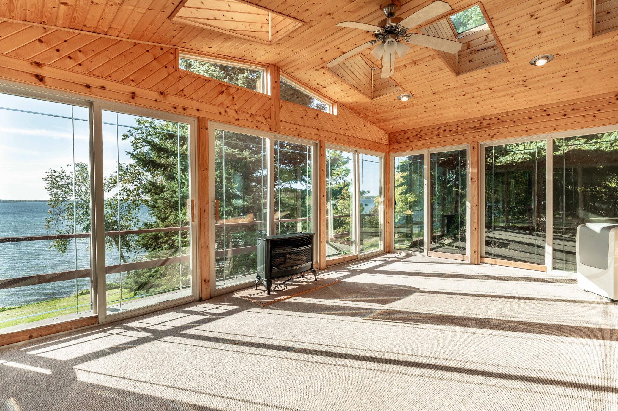 1988 single family home for sale at 38192 N Shore Drive in Battle Lake, MN — 4 bed, 3 bath (photo 21 of 70)