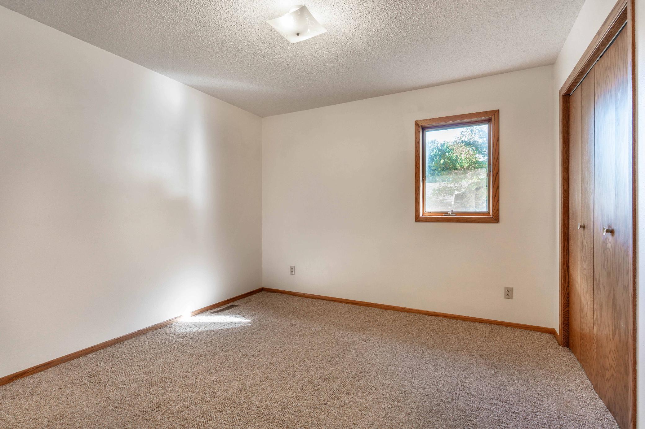 1988 single family home for sale at 38192 N Shore Drive in Battle Lake, MN — 4 bed, 3 bath (photo 34 of 70)