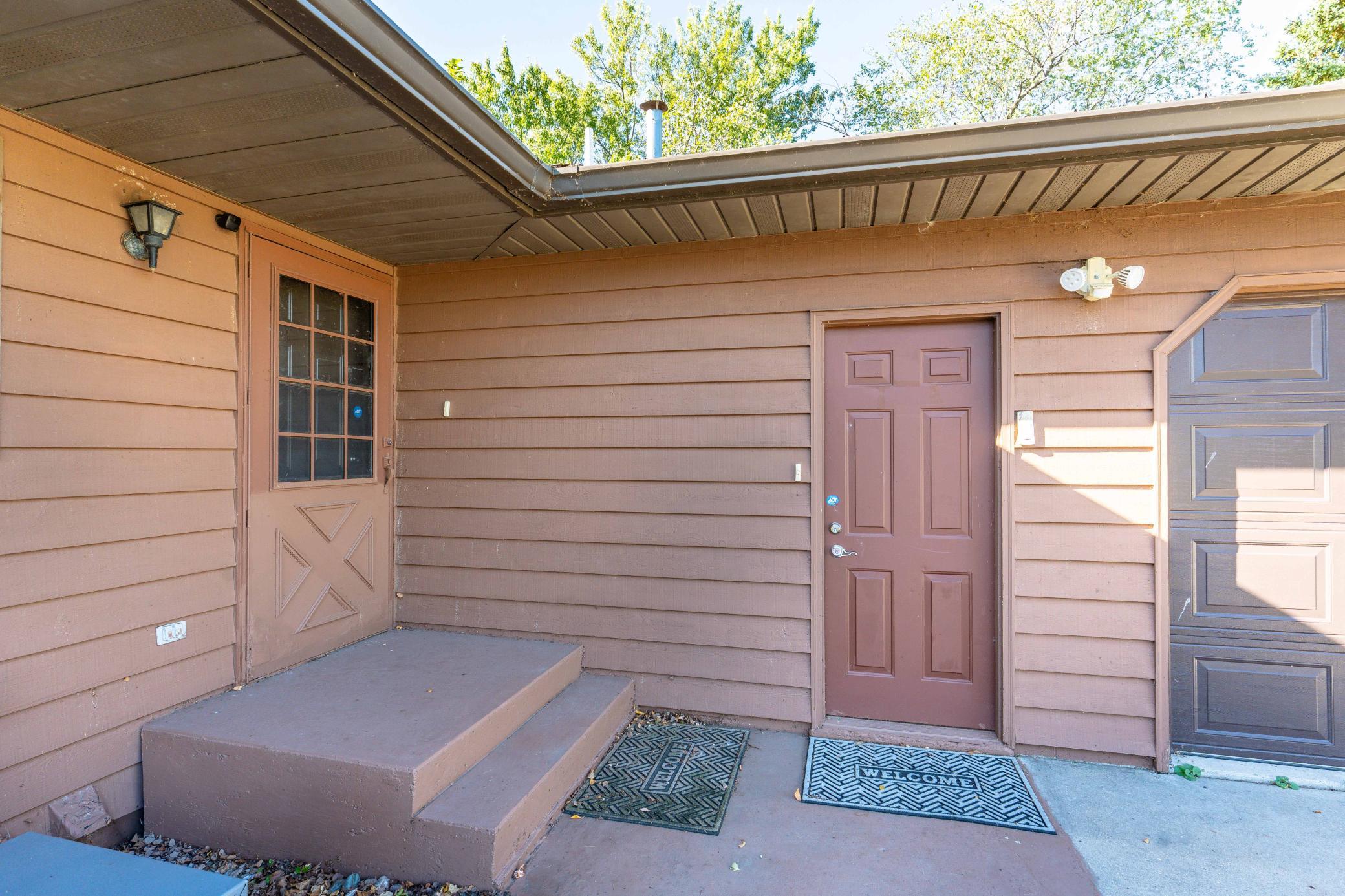 1988 single family home for sale at 38192 N Shore Drive in Battle Lake, MN — 4 bed, 3 bath (photo 6 of 70)