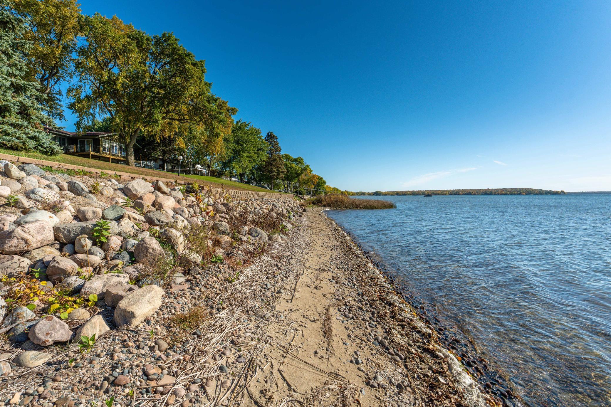 1988 single family home for sale at 38192 N Shore Drive in Battle Lake, MN — 4 bed, 3 bath (photo 60 of 70)