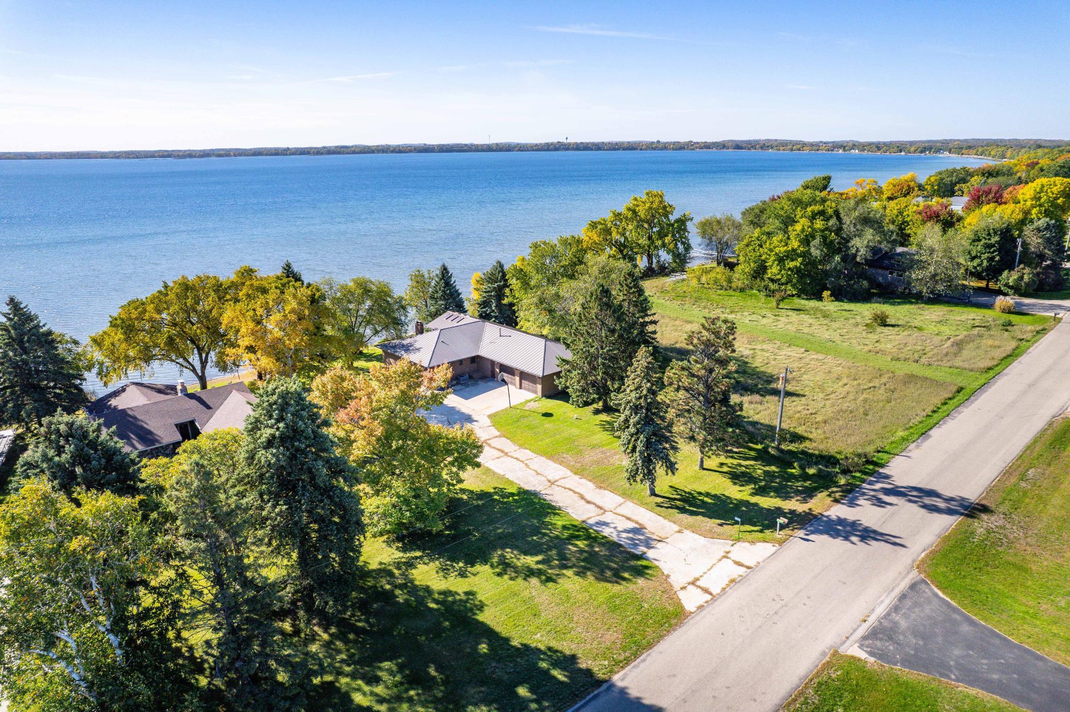 1988 single family home for sale at 38192 N Shore Drive in Battle Lake, MN — 4 bed, 3 bath (photo 61 of 70)