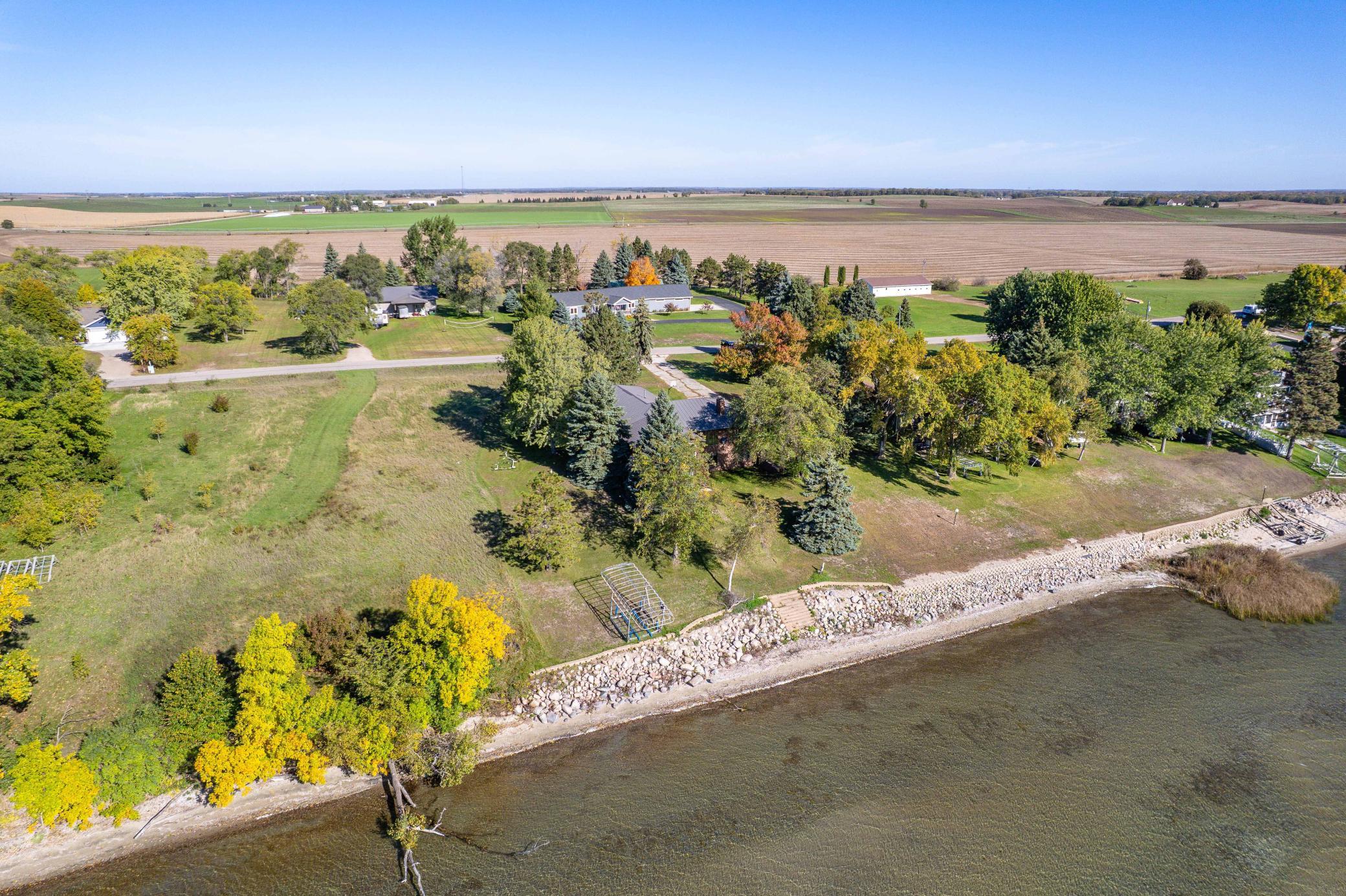 1988 single family home for sale at 38192 N Shore Drive in Battle Lake, MN — 4 bed, 3 bath (photo 65 of 70)