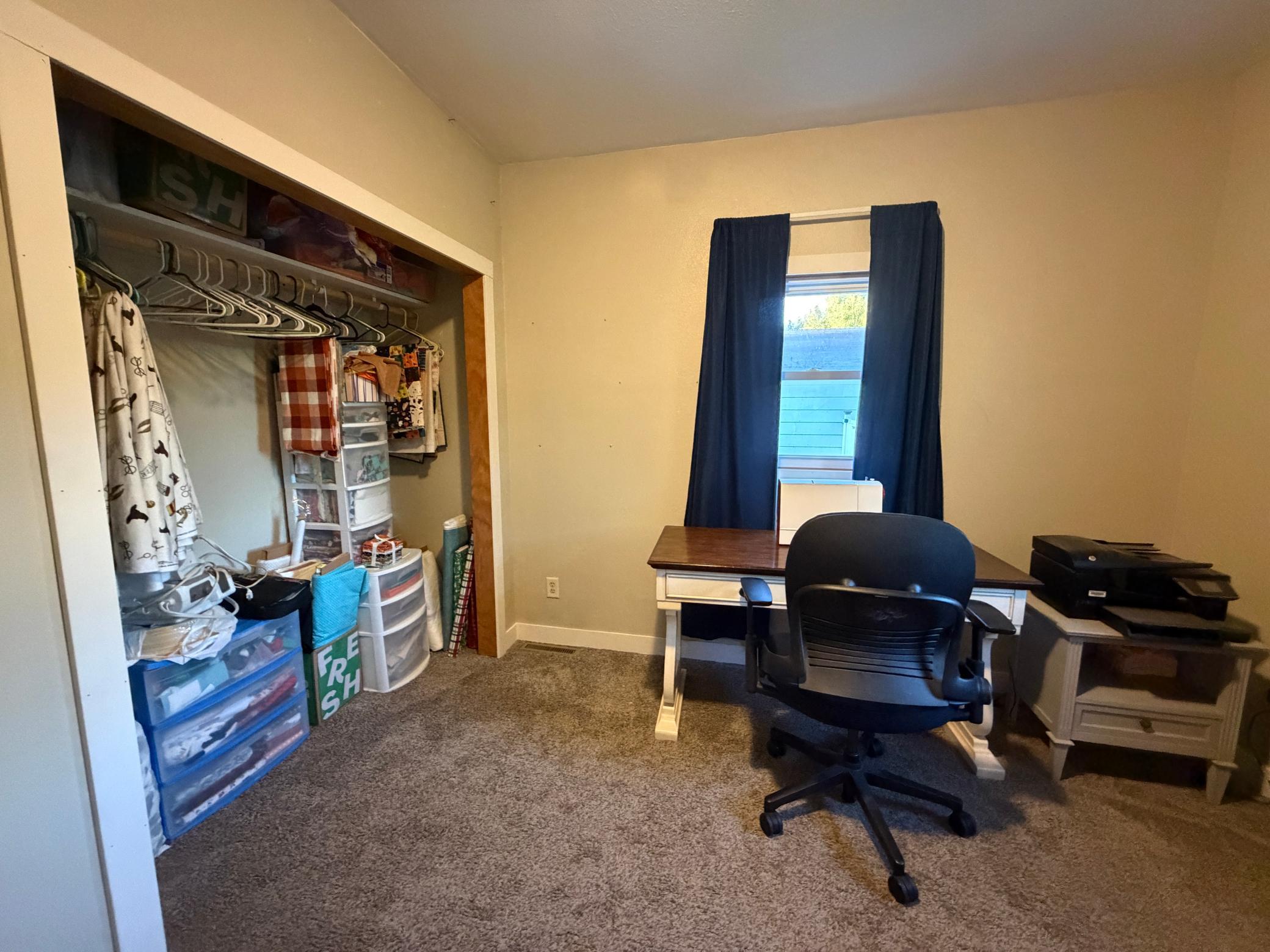 1920 single family home for sale at 301 12TH Avenue E in Lisbon, ND — 3 bed, 2 bath (photo 16 of 39)
