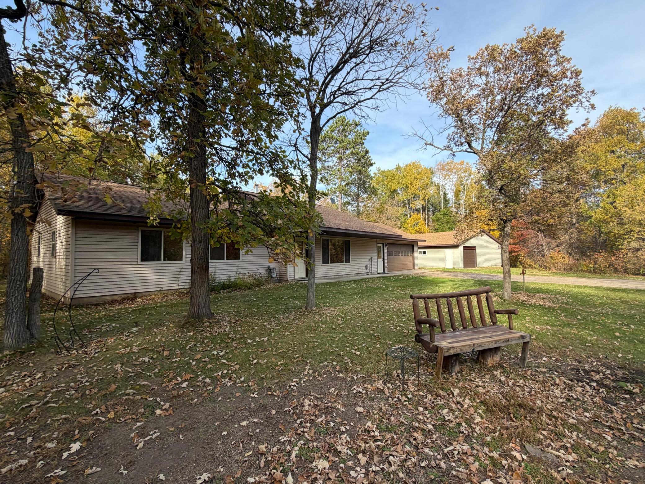 2000 single family home for sale at 3176 Ellis Road in Jenkins, MN — 3 bed, 2 bath (photo 9 of 12)