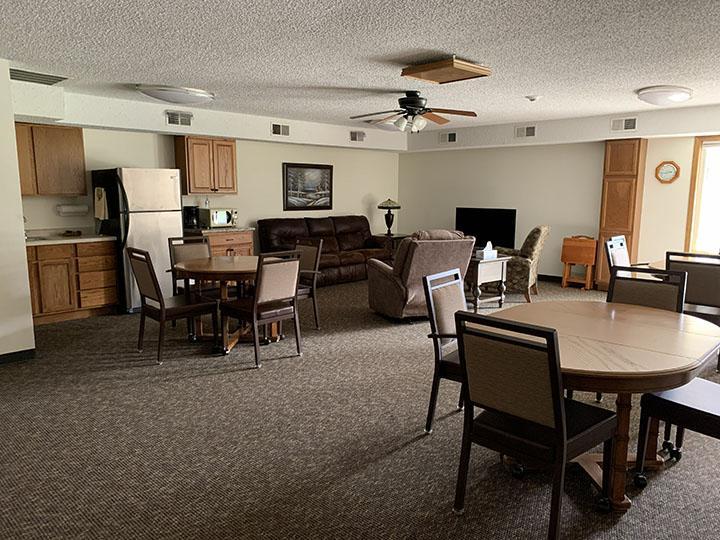 1984 condo for sale at 1415 Lake Street, Unit 142 in Alexandria, MN — 1 bed, 1 bath (photo 19 of 26)