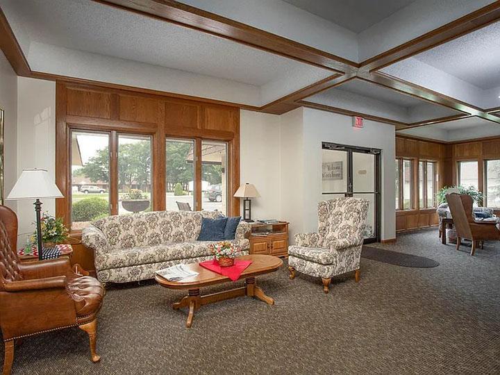 1984 condo for sale at 1415 Lake Street, Unit 142 in Alexandria, MN — 1 bed, 1 bath (photo 20 of 26)