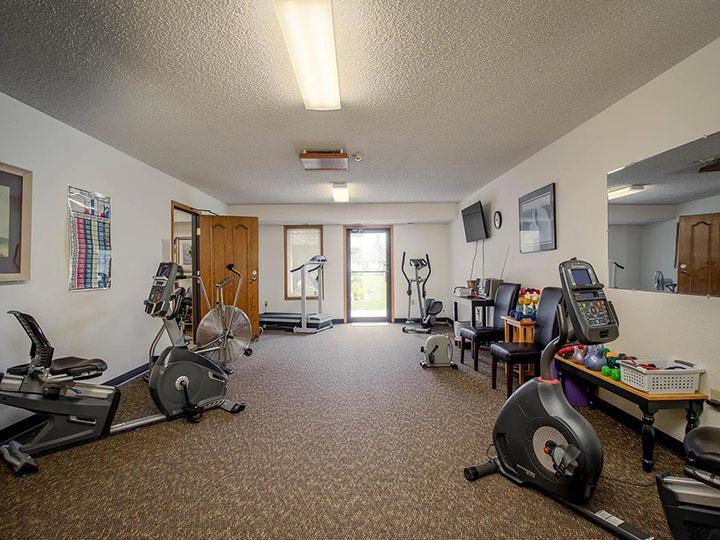 1984 condo for sale at 1415 Lake Street, Unit 142 in Alexandria, MN — 1 bed, 1 bath (photo 23 of 26)