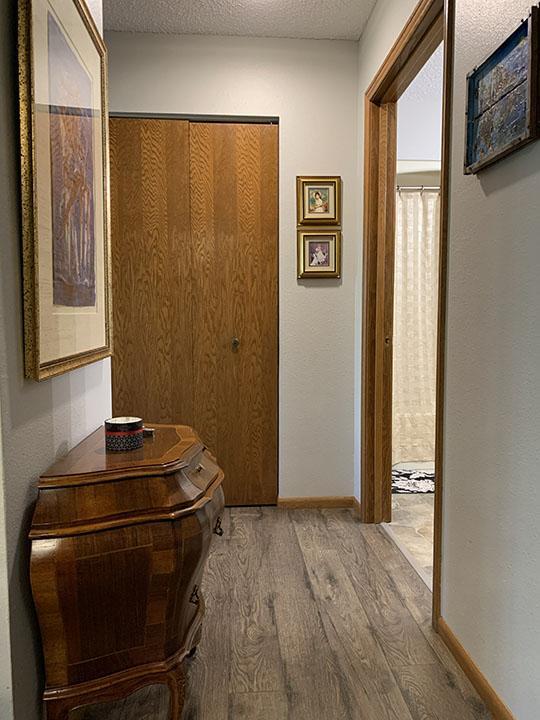 1984 condo for sale at 1415 Lake Street, Unit 142 in Alexandria, MN — 1 bed, 1 bath (photo 8 of 26)