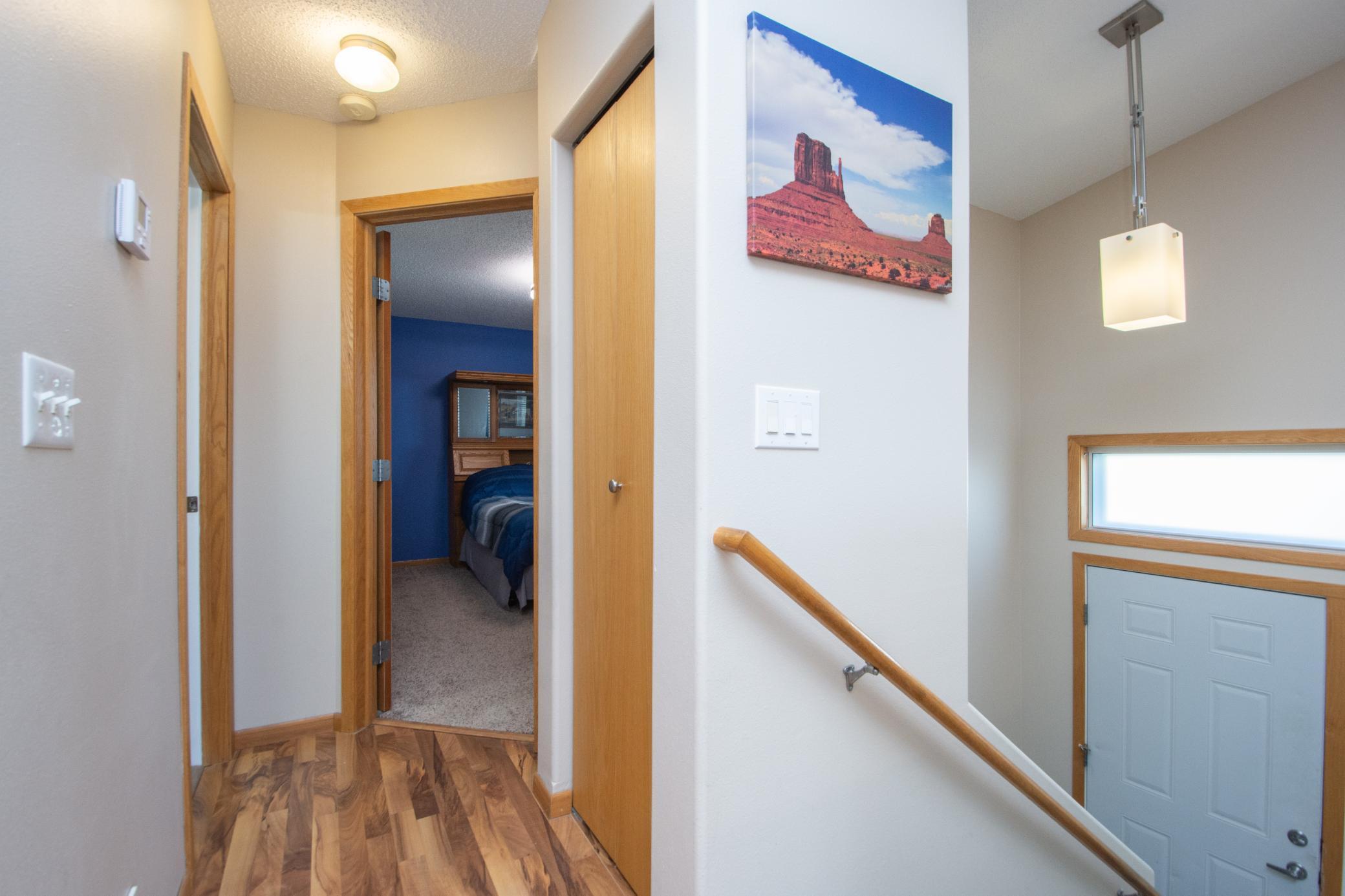 2005 twin home for sale at 964 41st Avenue W in West Fargo, ND — 3 bed, 2 bath (photo 12 of 43)