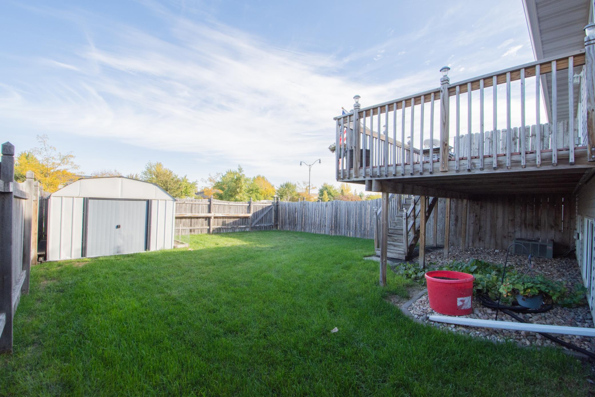 2005 twin home for sale at 964 41st Avenue W in West Fargo, ND — 3 bed, 2 bath (photo 39 of 43)