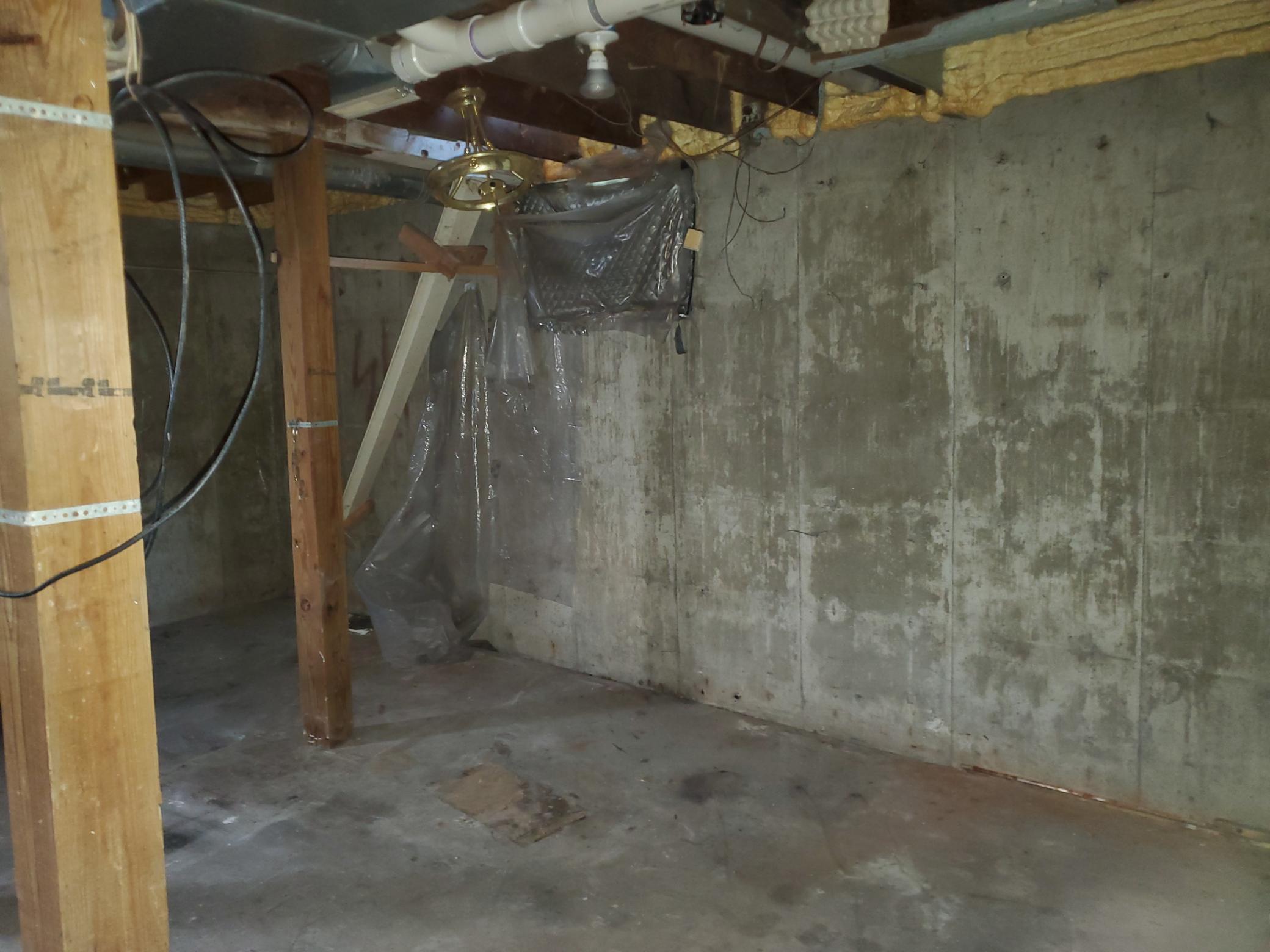 1920 single family home for sale at 3071 Stevens Street in Wheatland, ND — 3 bed, 2 bath (photo 11 of 25)