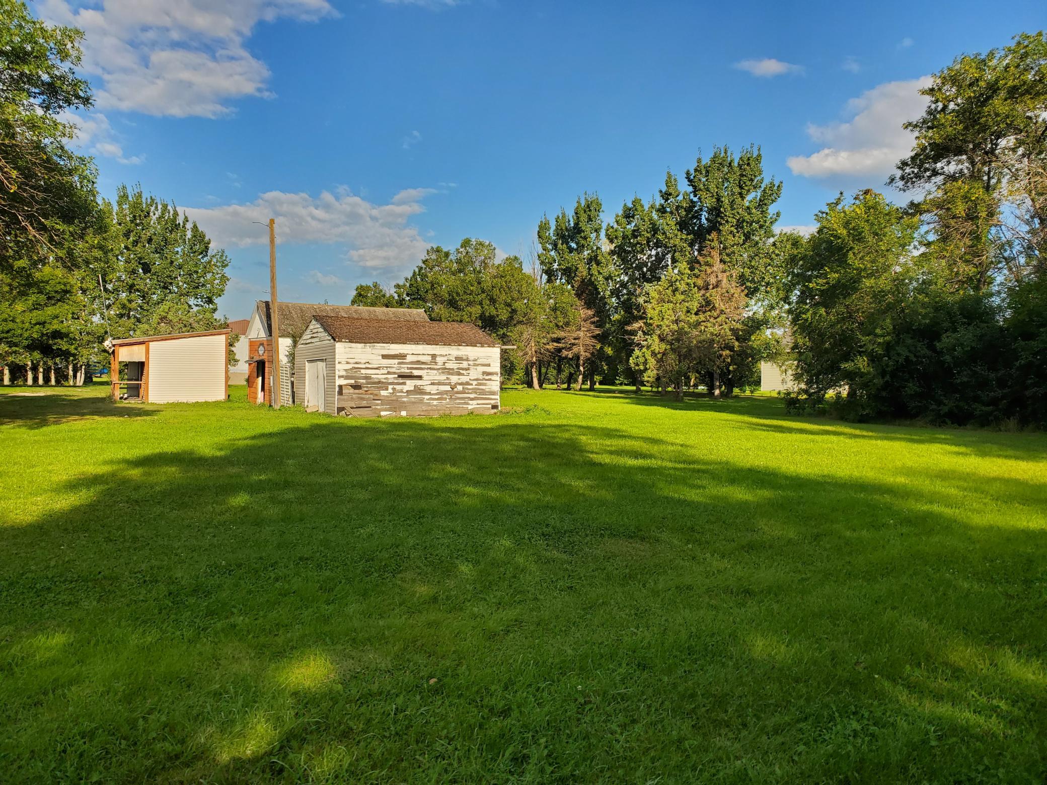 1920 single family home for sale at 3071 Stevens Street in Wheatland, ND — 3 bed, 2 bath (photo 13 of 25)