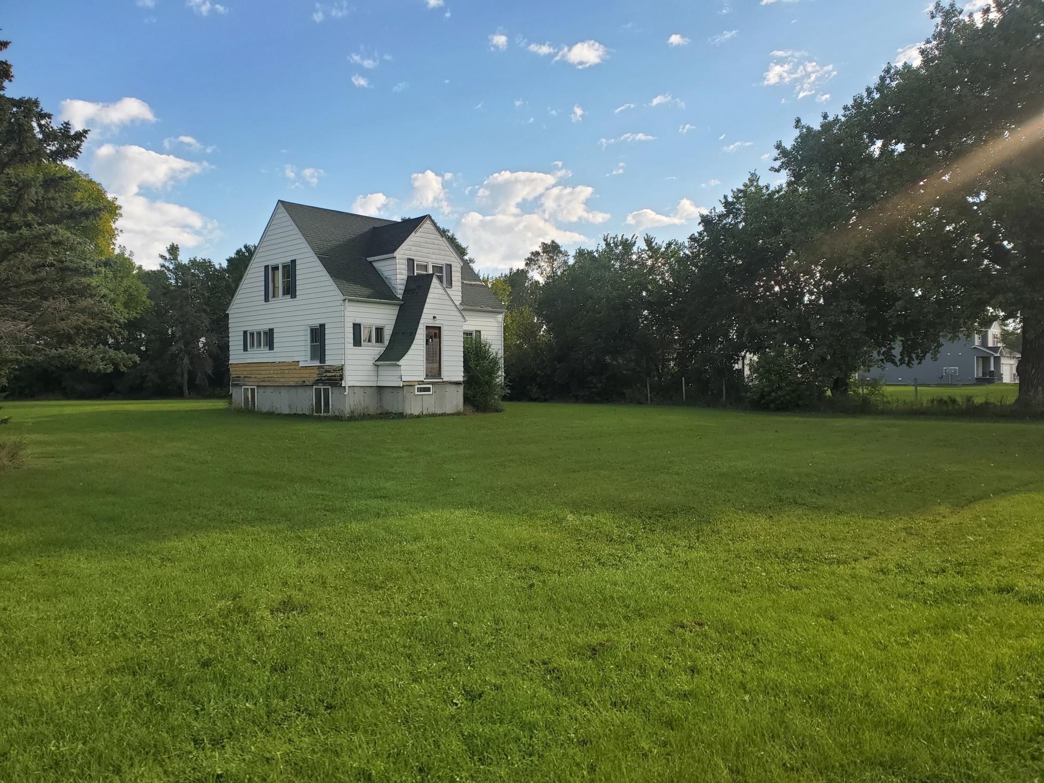 1920 single family home for sale at 3071 Stevens Street in Wheatland, ND — 3 bed, 2 bath (photo 15 of 25)