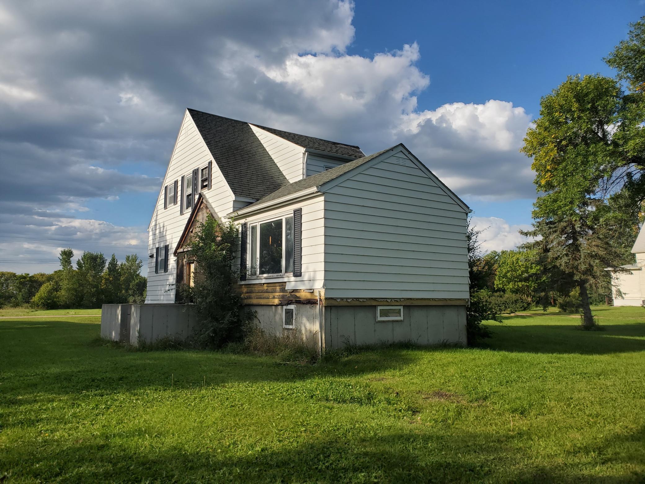 1920 single family home for sale at 3071 Stevens Street in Wheatland, ND — 3 bed, 2 bath (photo 20 of 25)