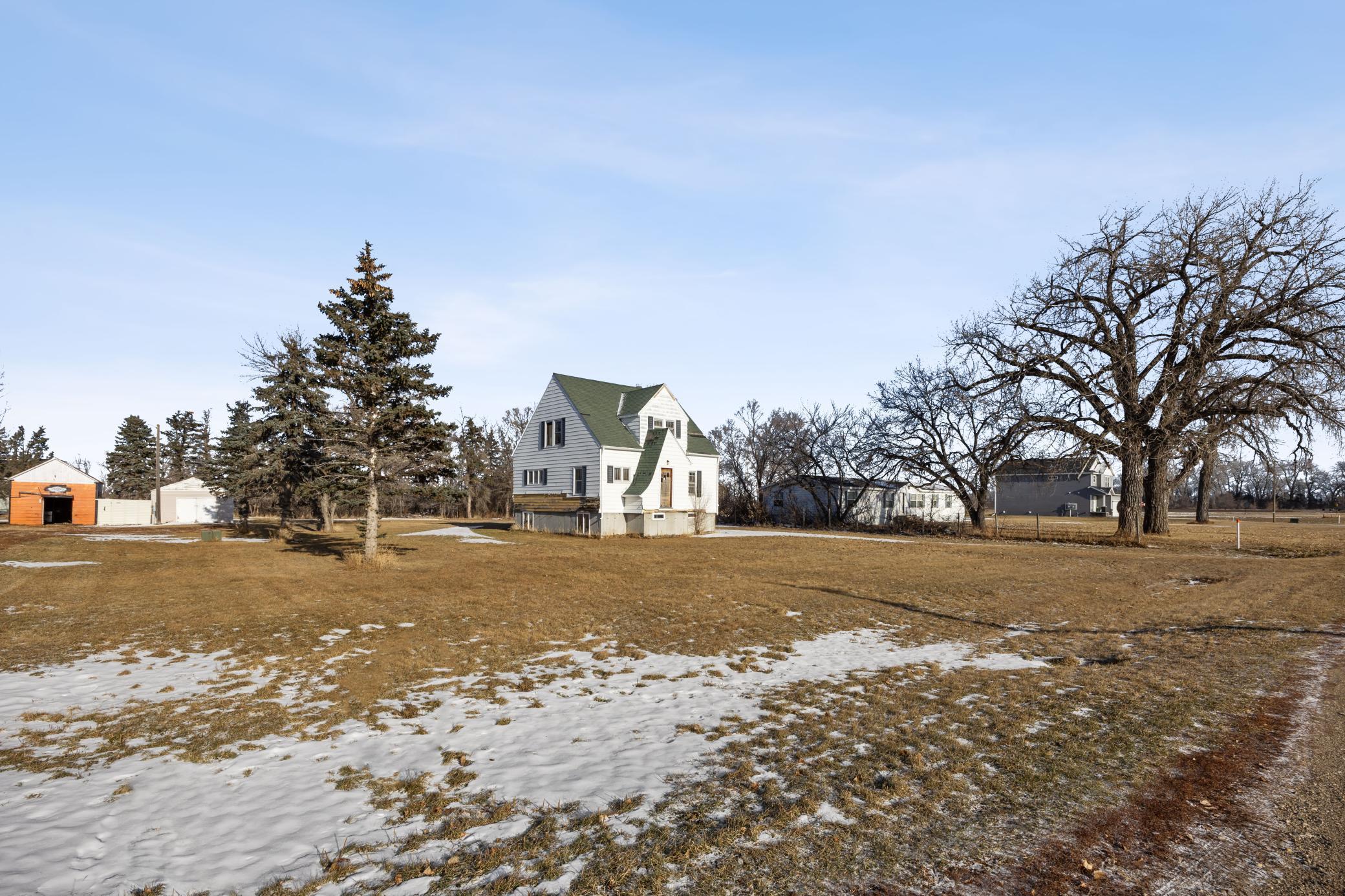 1920 single family home for sale at 3071 Stevens Street in Wheatland, ND — 3 bed, 2 bath (photo 23 of 25)
