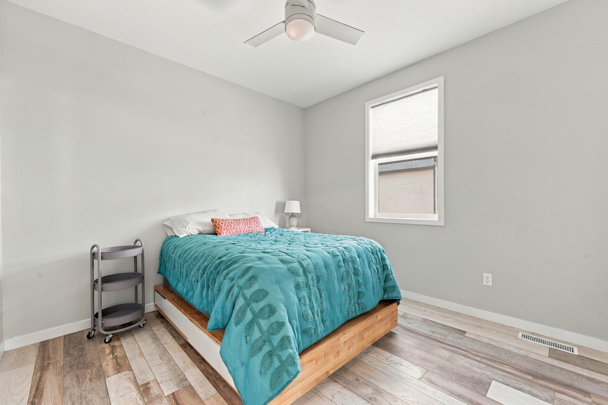 2021 single family home for sale at 140 Annies Way in Mapleton, ND — 5 bed, 3 bath (photo 25 of 57)