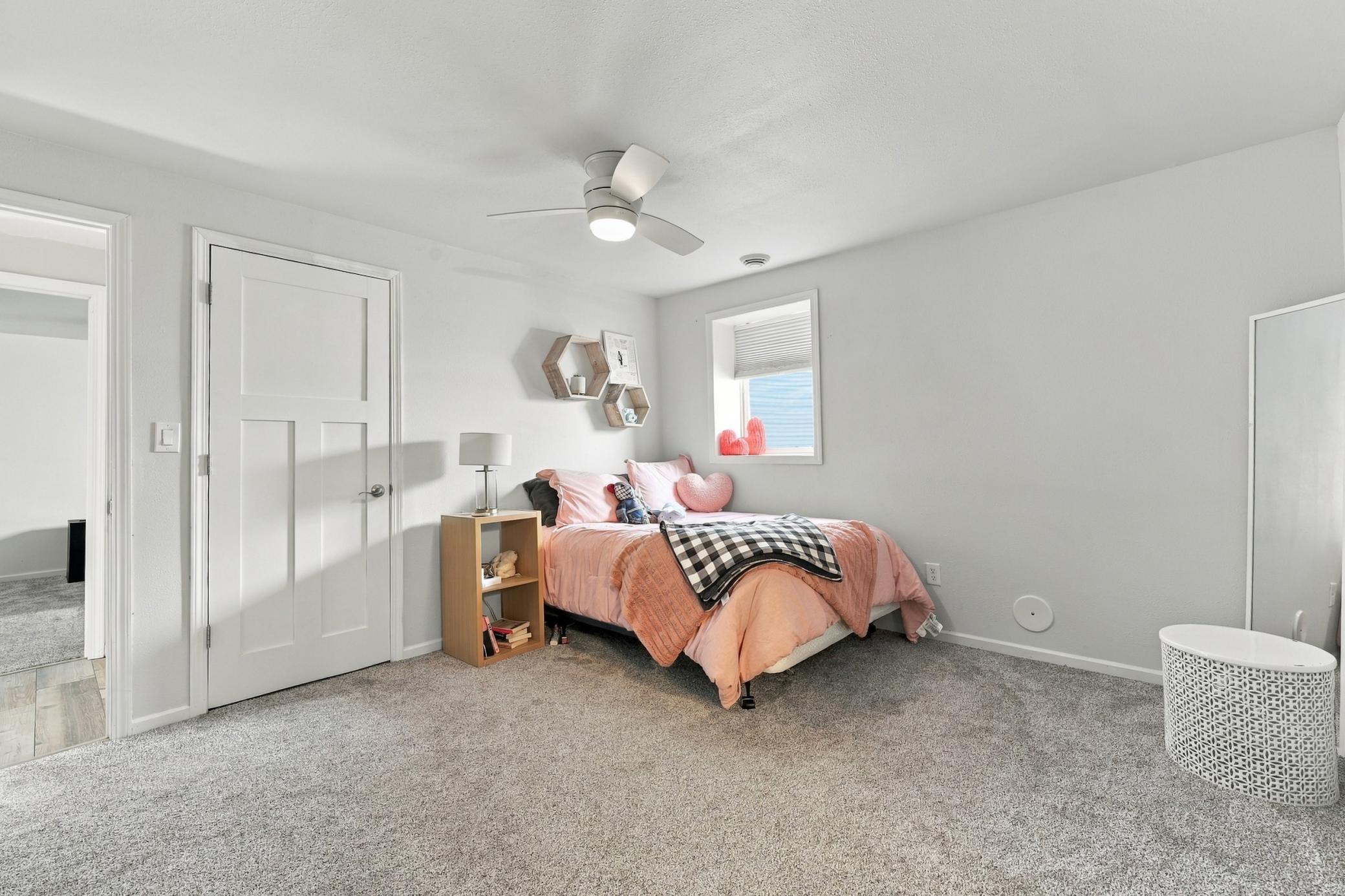 2021 single family home for sale at 140 Annies Way in Mapleton, ND — 5 bed, 3 bath (photo 38 of 57)