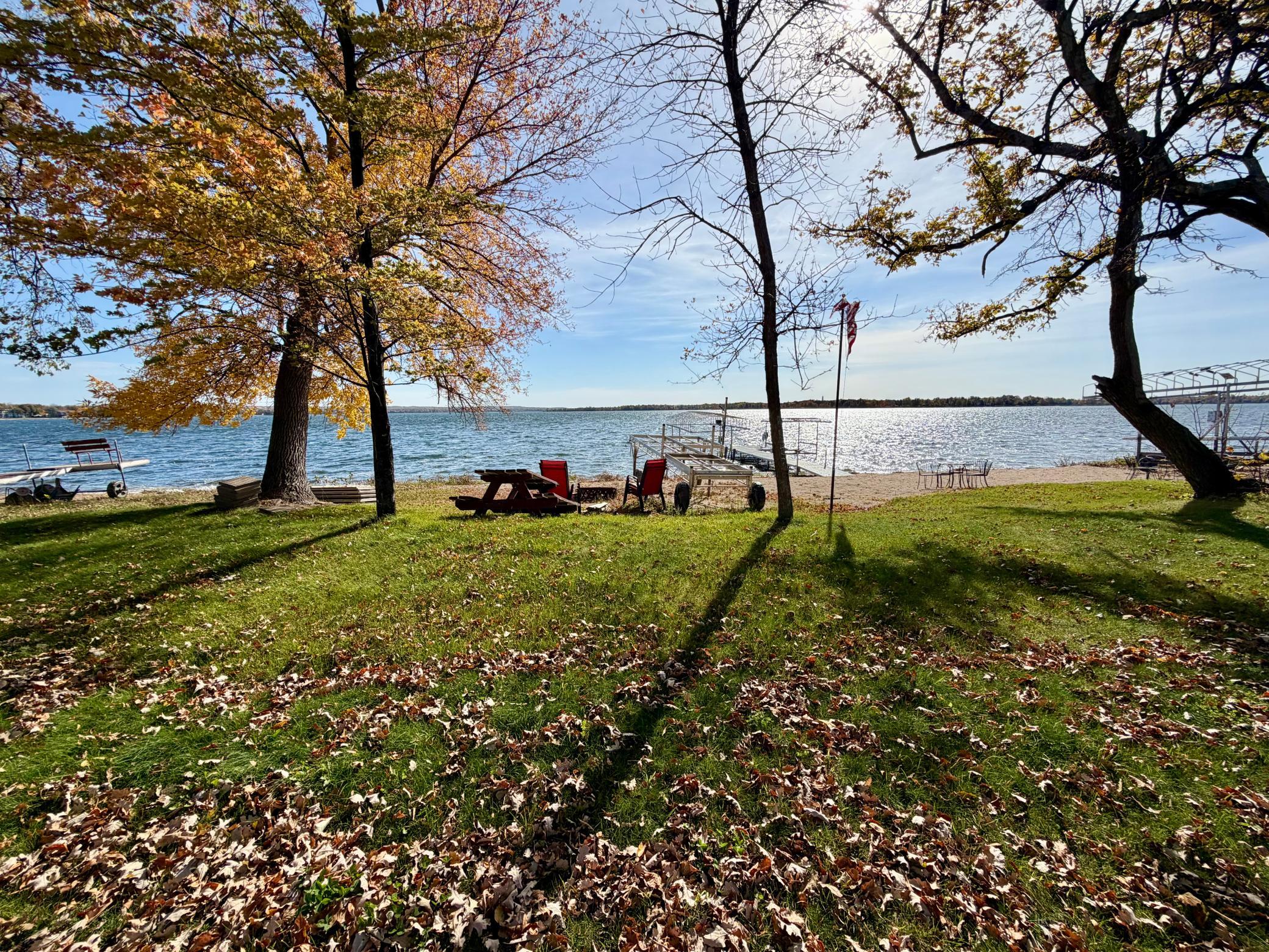 1957 single family home for sale at 926 W Lake Drive in Detroit Lakes, MN — 3 bed, 1 bath (photo 20 of 23)