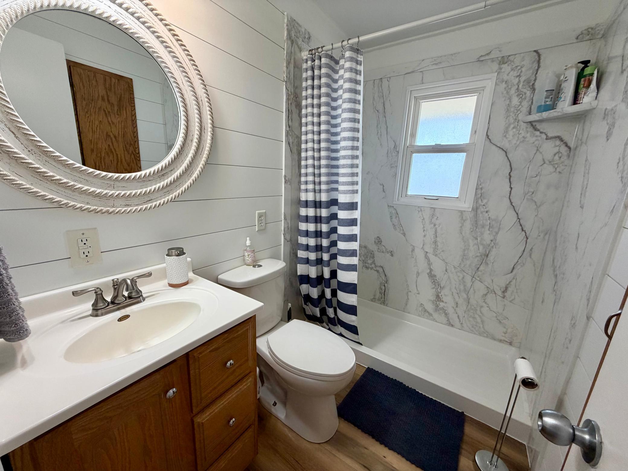 1957 single family home for sale at 926 W Lake Drive in Detroit Lakes, MN — 3 bed, 1 bath (photo 9 of 23)