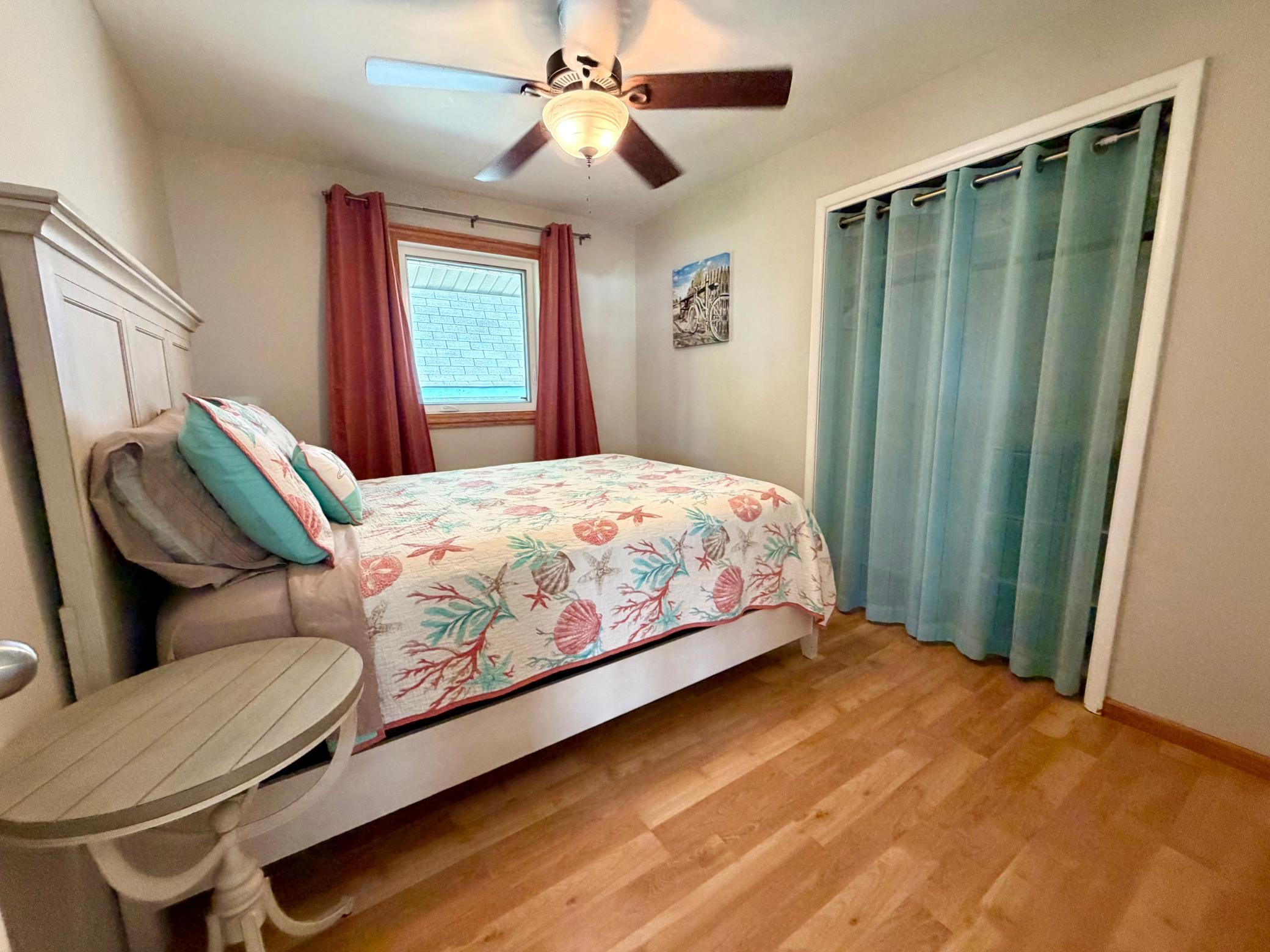 1957 single family home for sale at 926 W Lake Drive in Detroit Lakes, MN — 3 bed, 1 bath (photo 10 of 23)