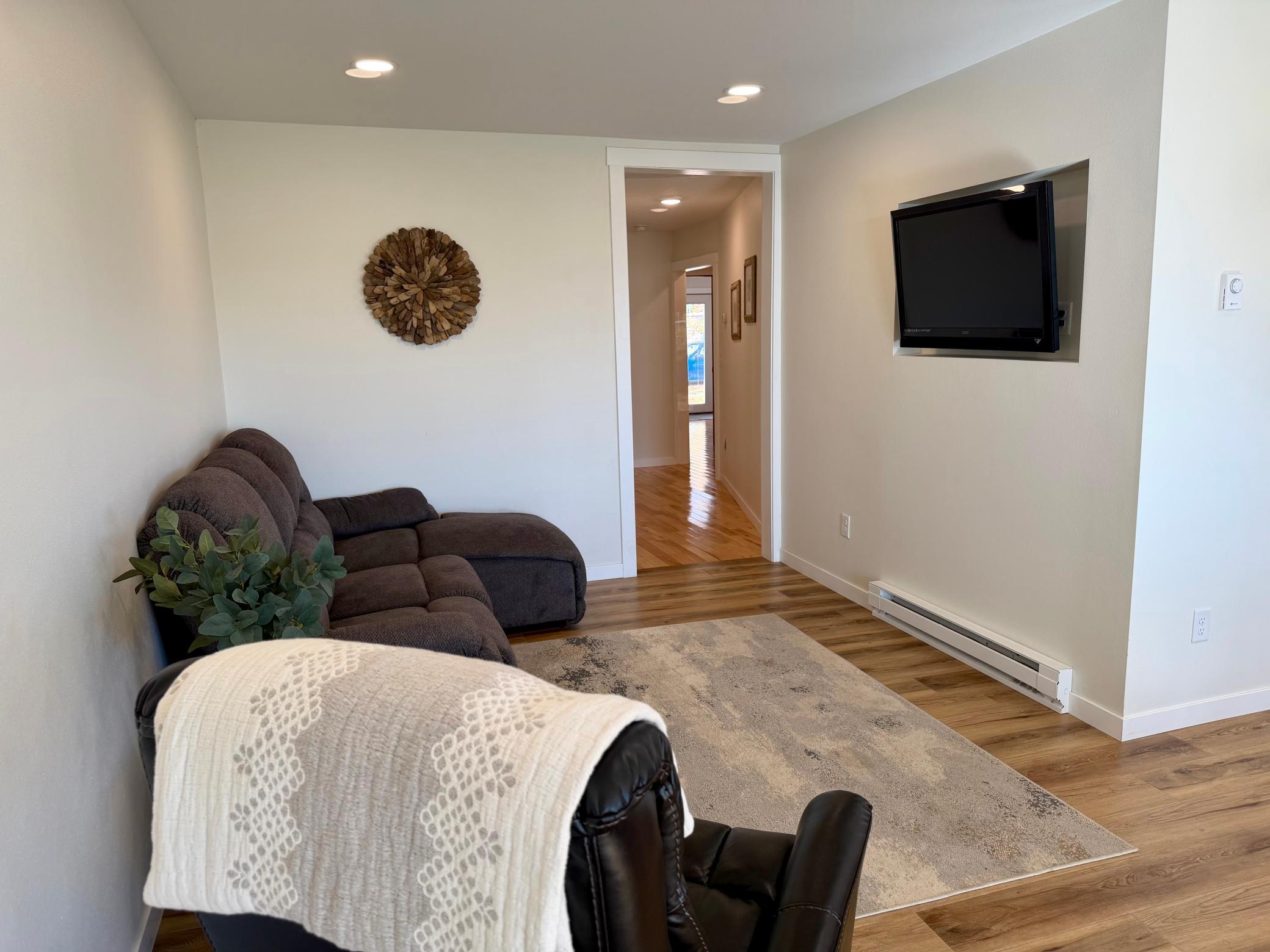 1930 single family home for sale at 918 W Lake Drive in Detroit Lakes, MN — 4 bed, 3 bath (photo 14 of 44)